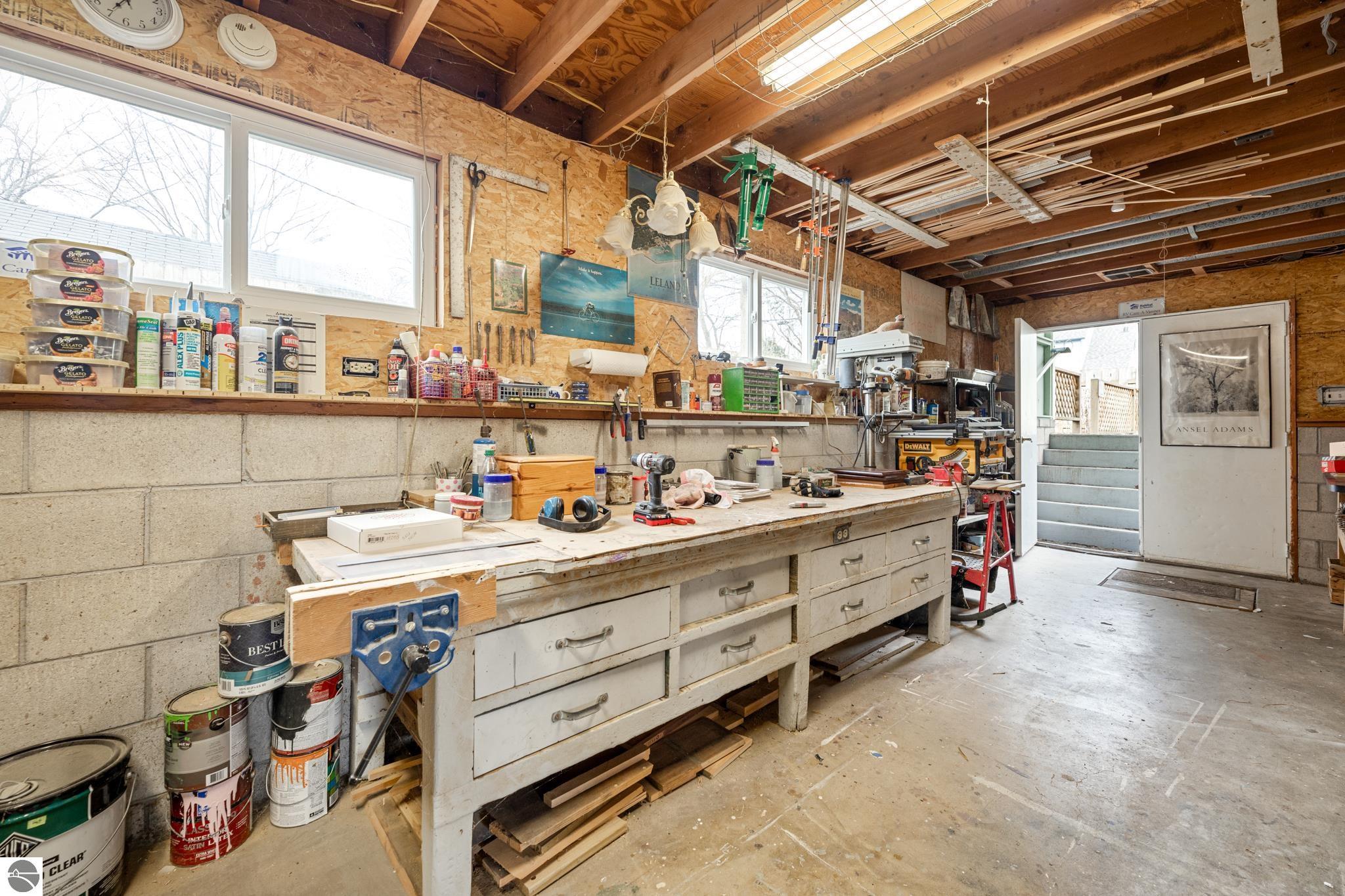 436 W Eleventh Street