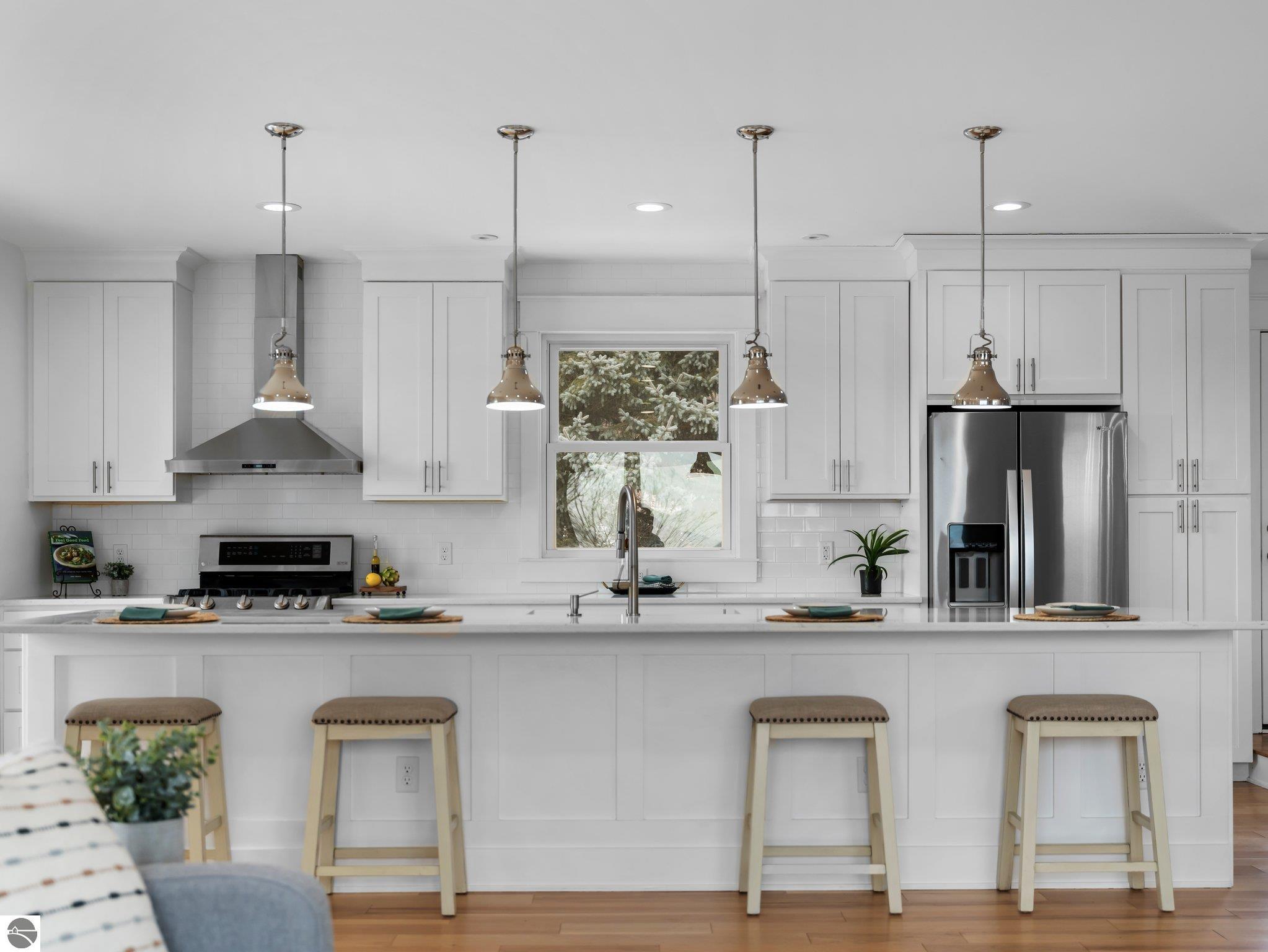 3706 Meadowview Lane