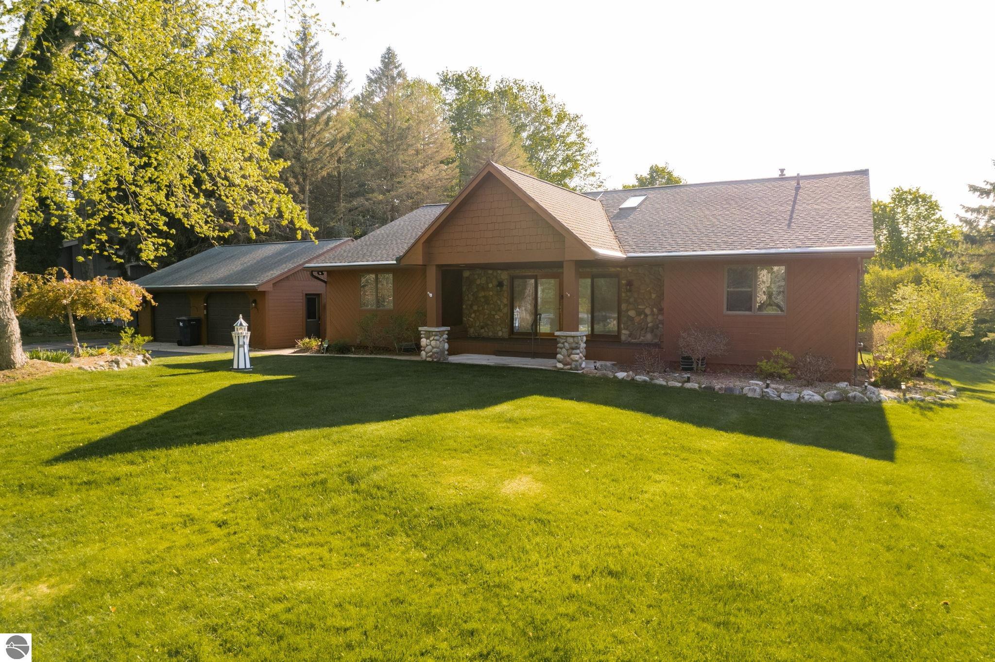 4890 Valley View Road