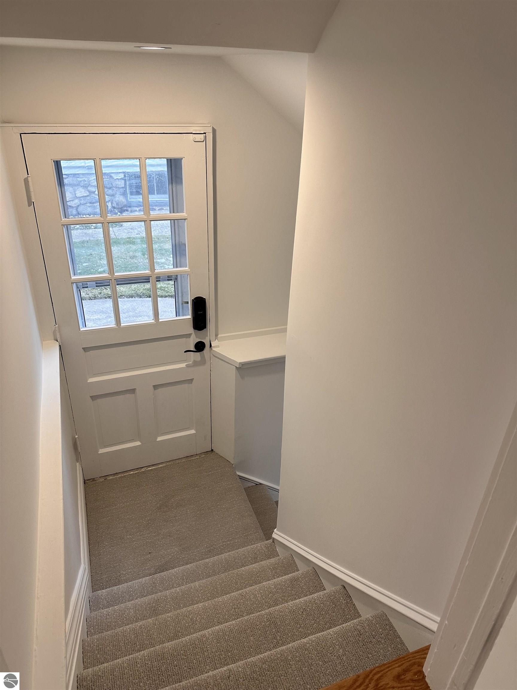 521 W Eighth Street