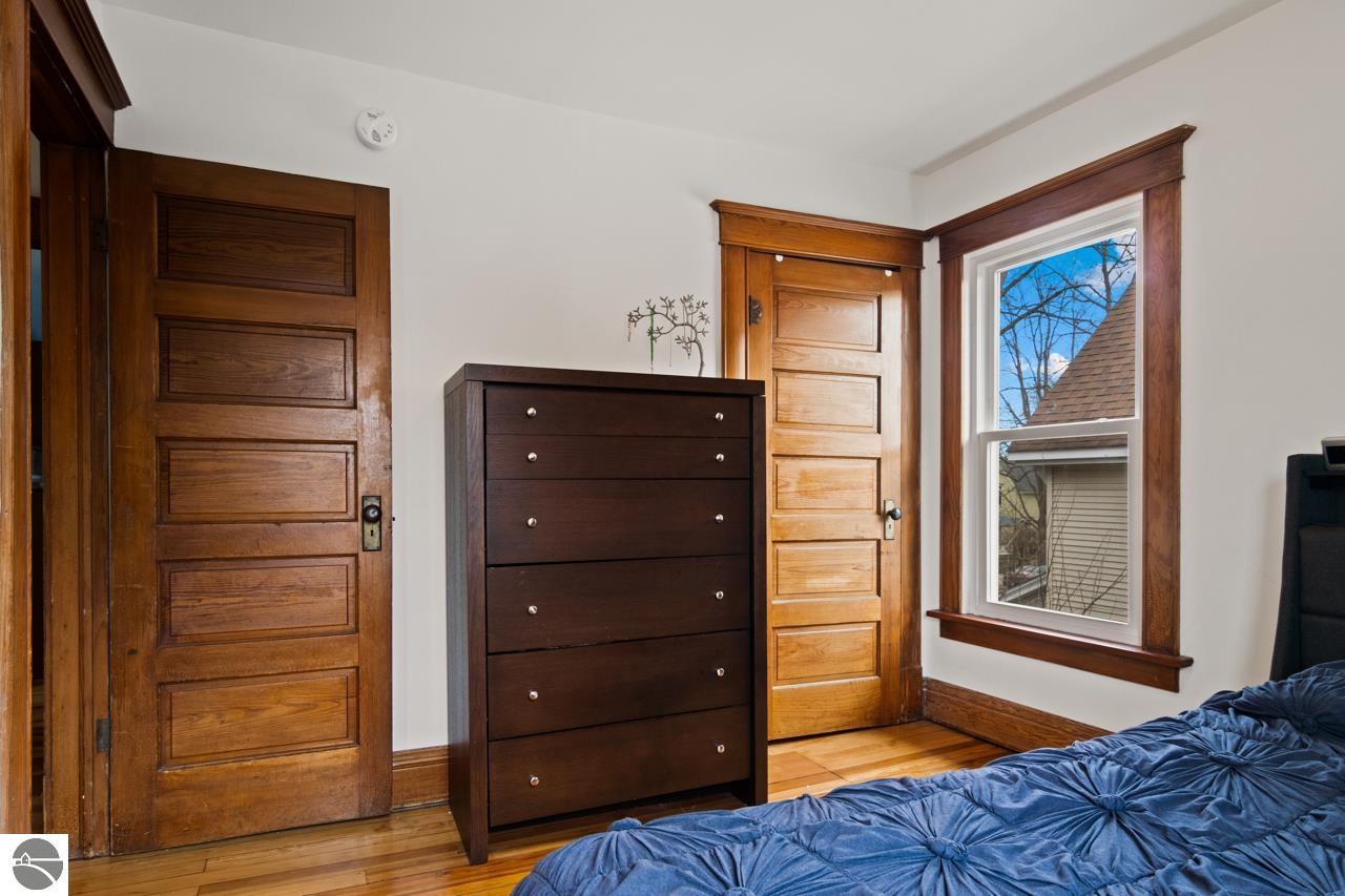 521 W Eighth Street