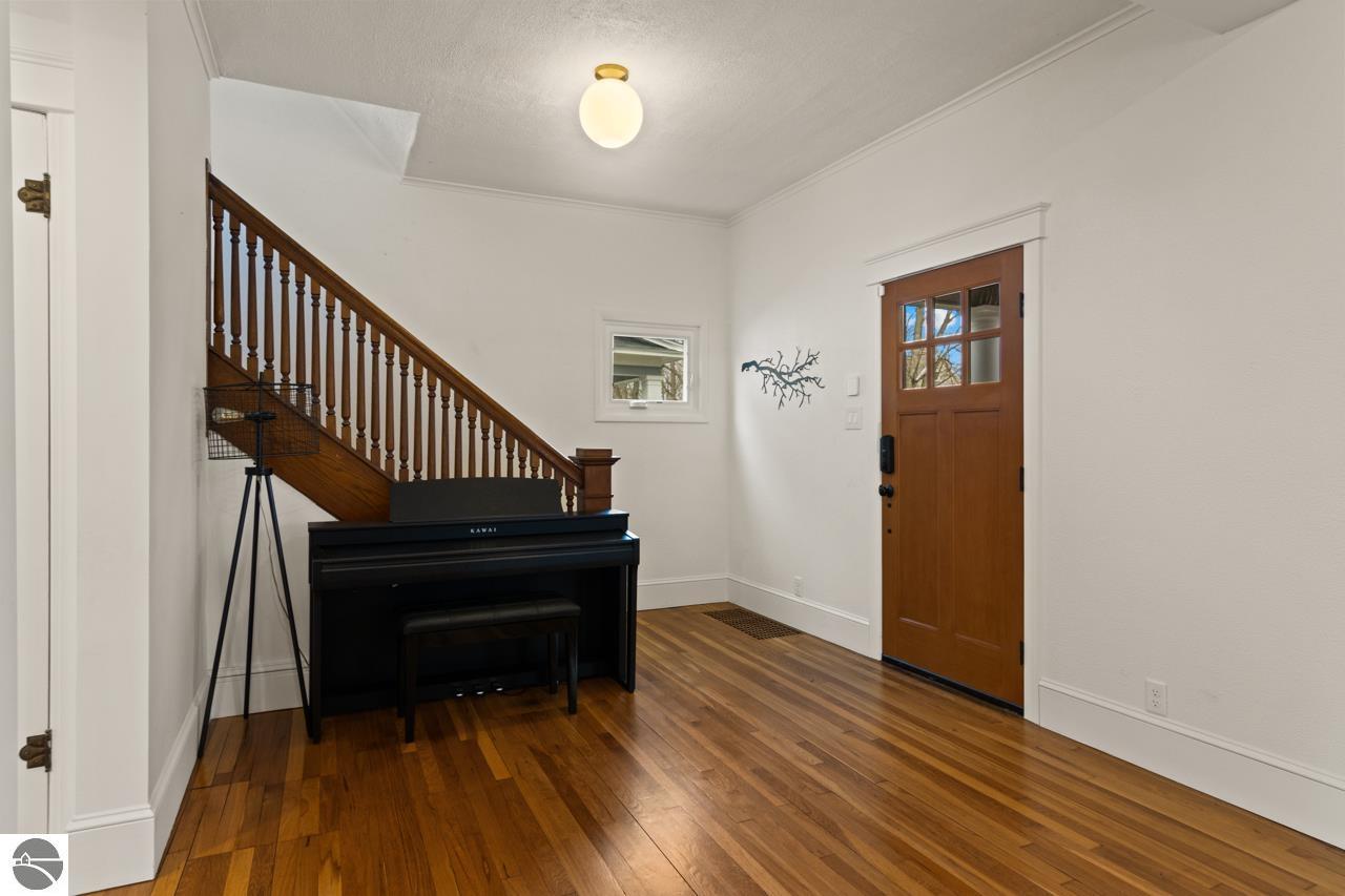 521 W Eighth Street