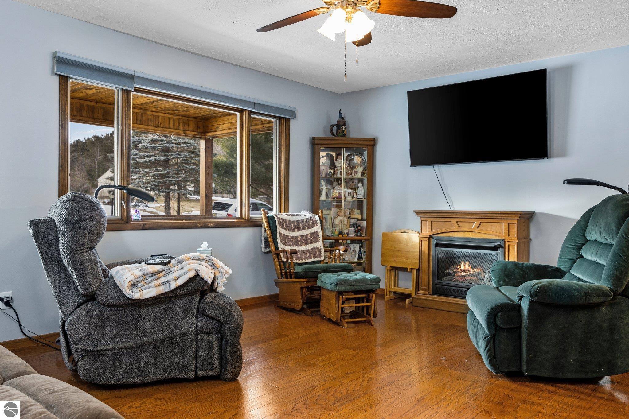 4356 Shawn Drive