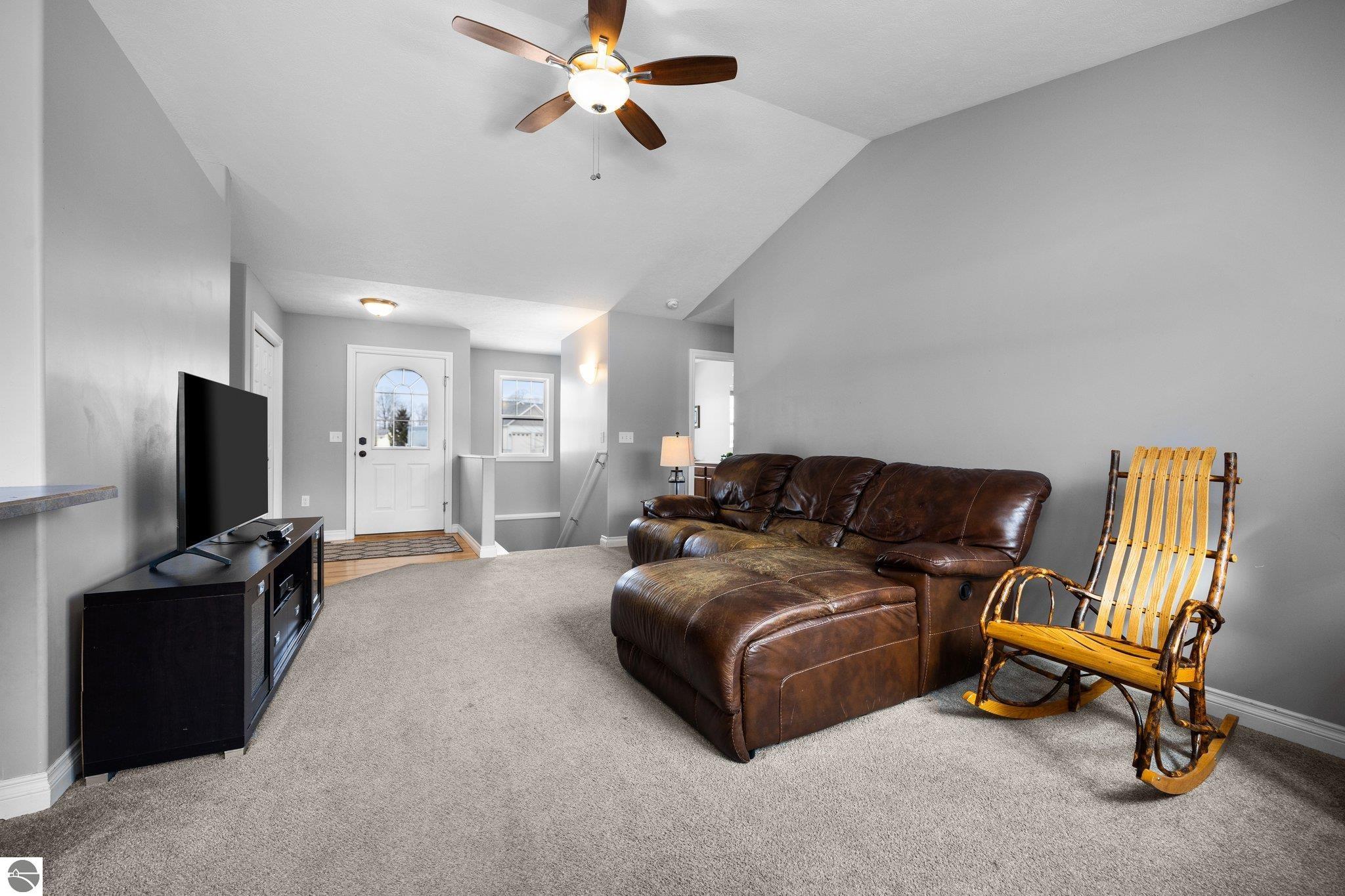 1836 Sweetfern Way