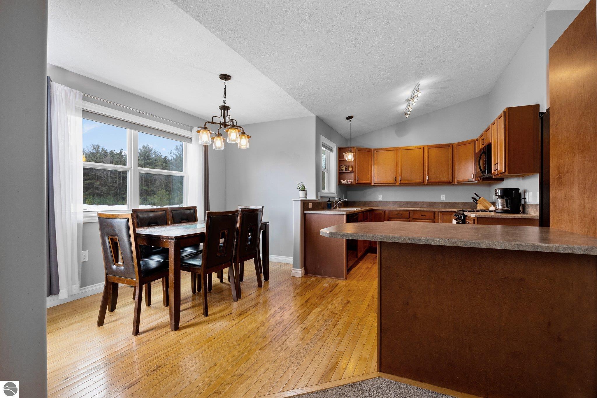1836 Sweetfern Way