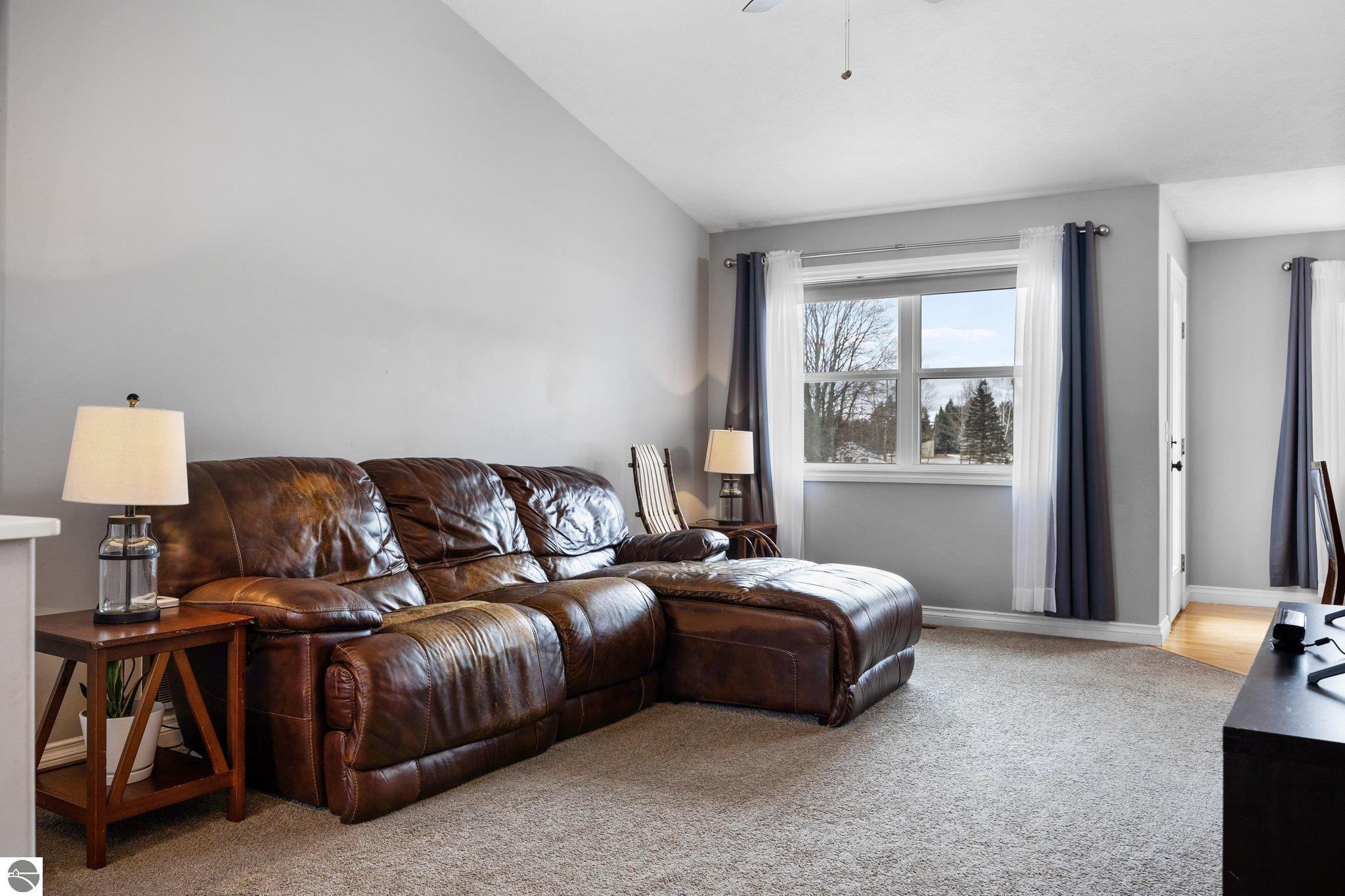 1836 Sweetfern Way