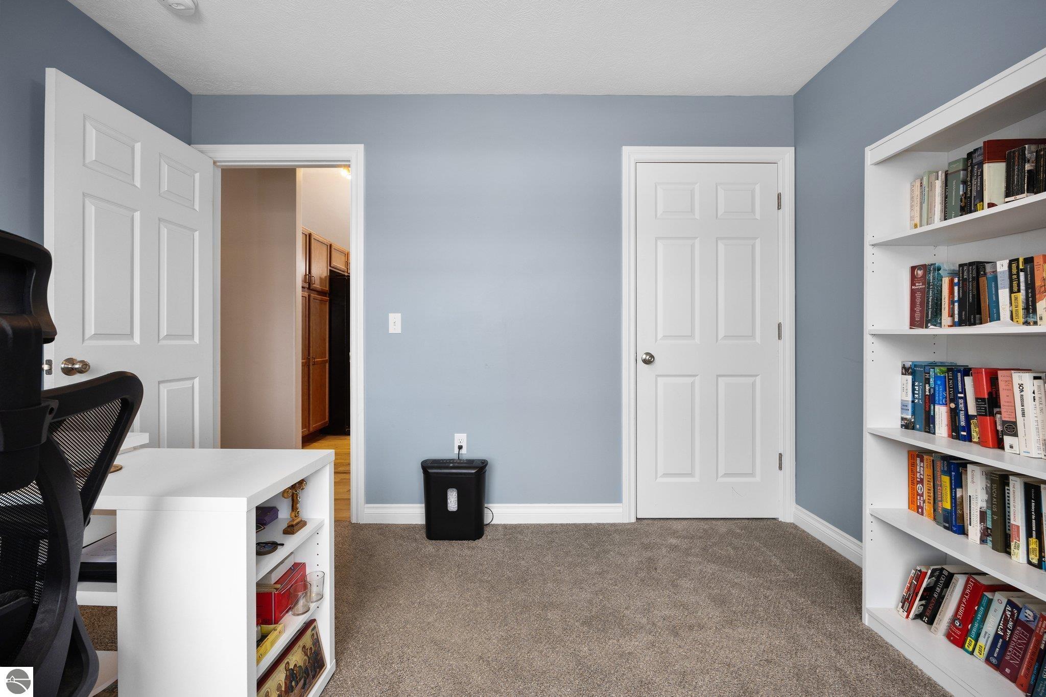 1836 Sweetfern Way