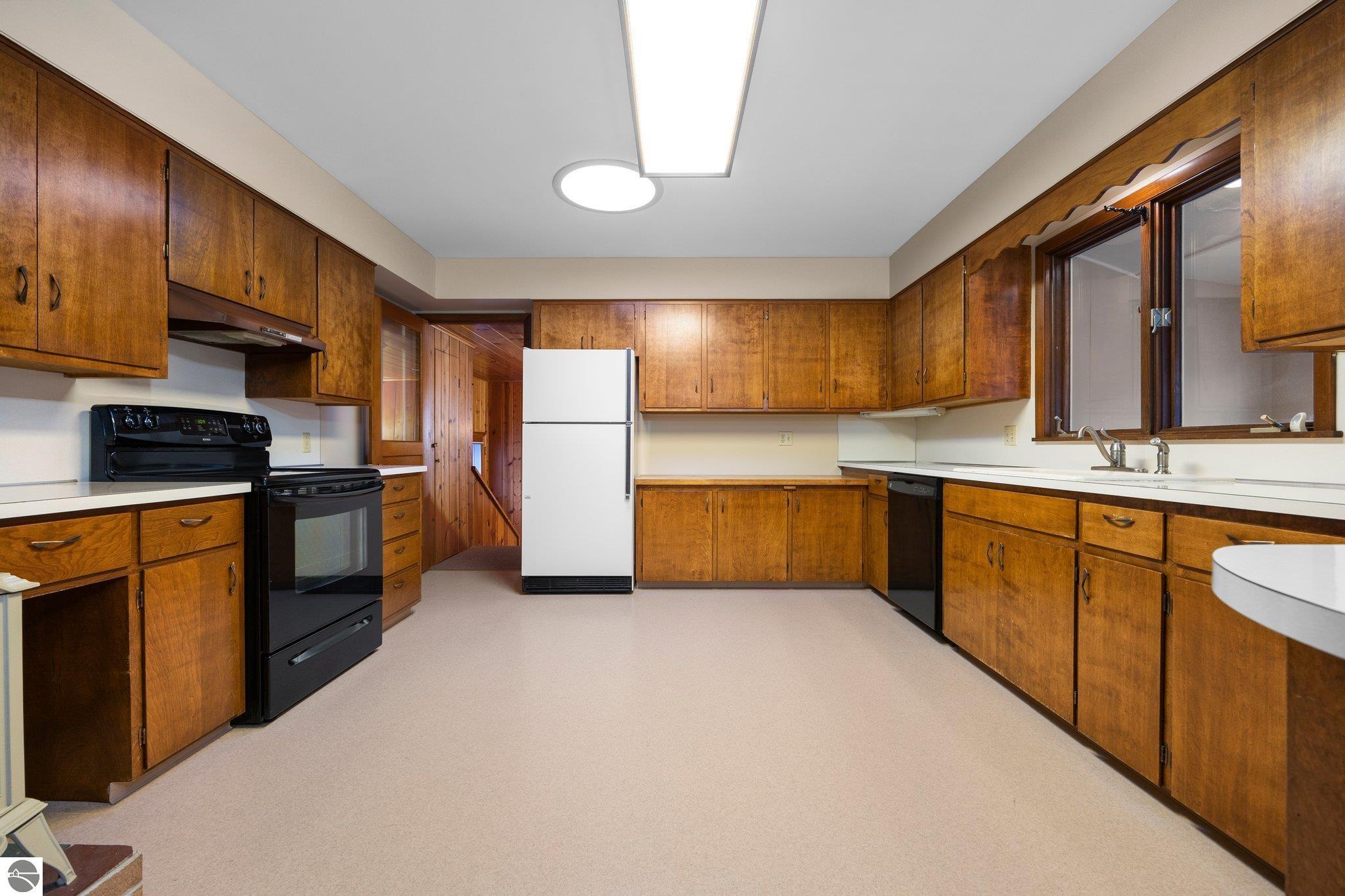 129 W 5th Street