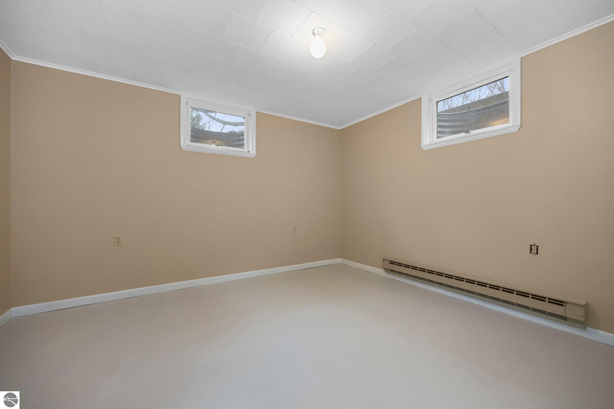 129 W 5th Street