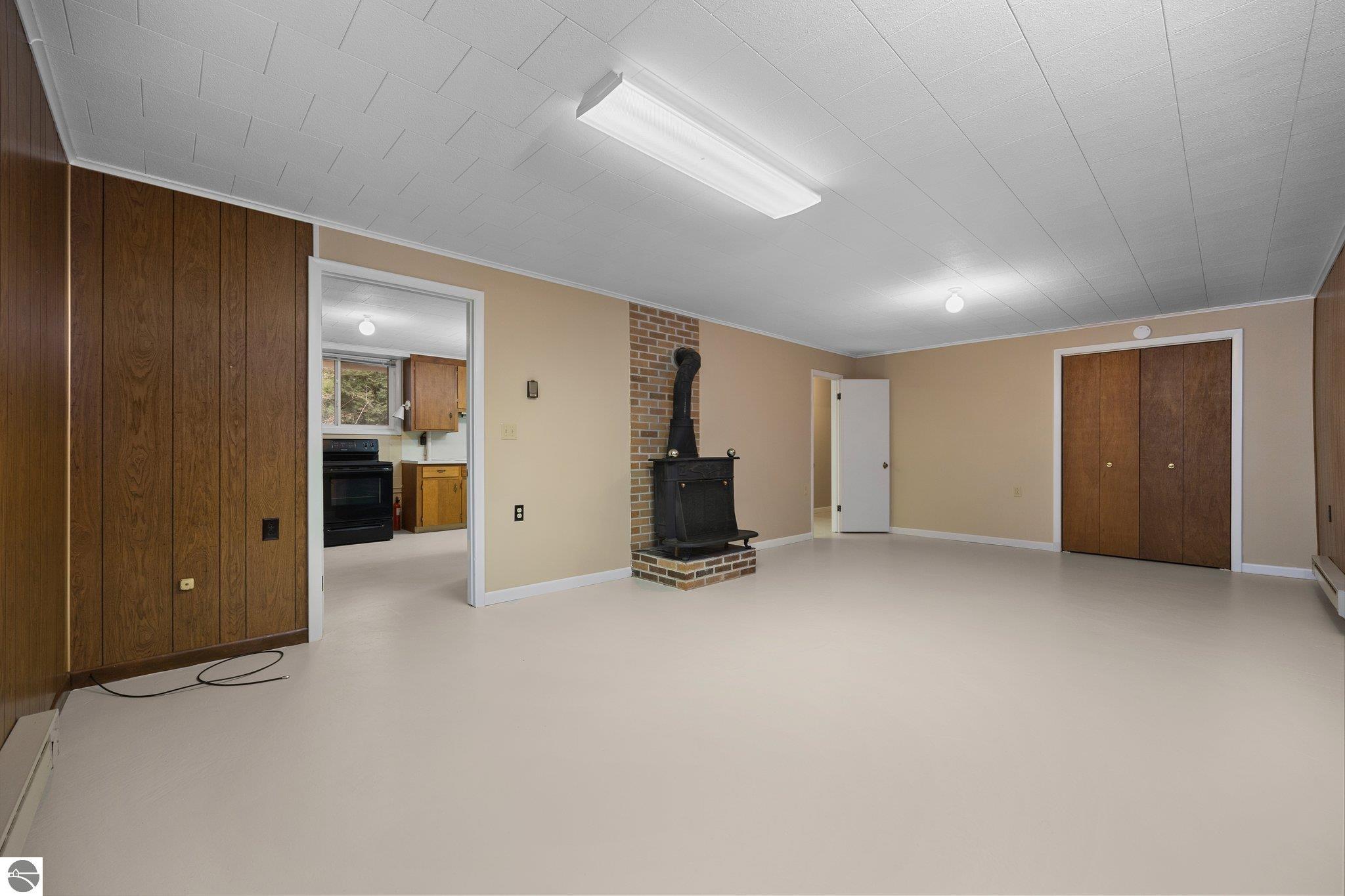 129 W 5th Street