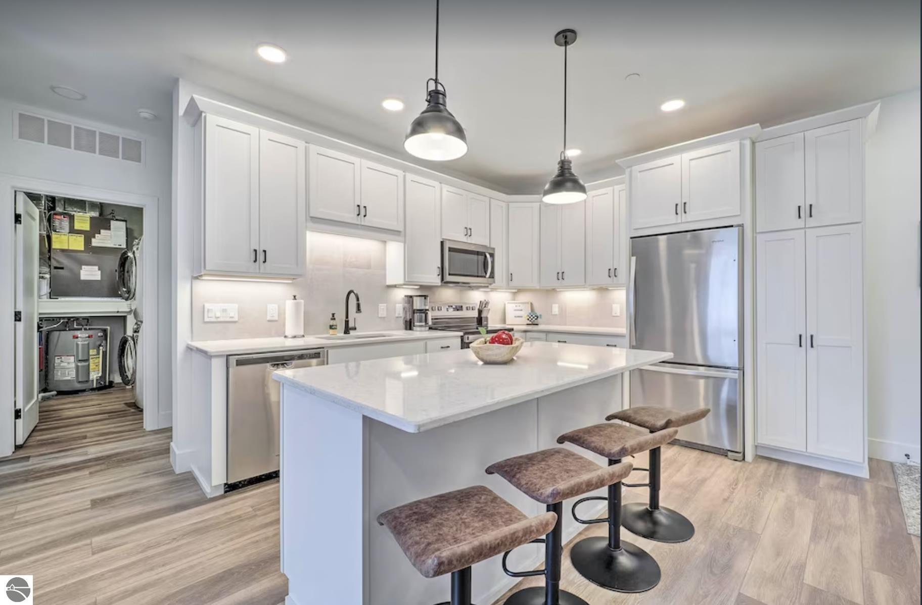 222 E State Street # 204