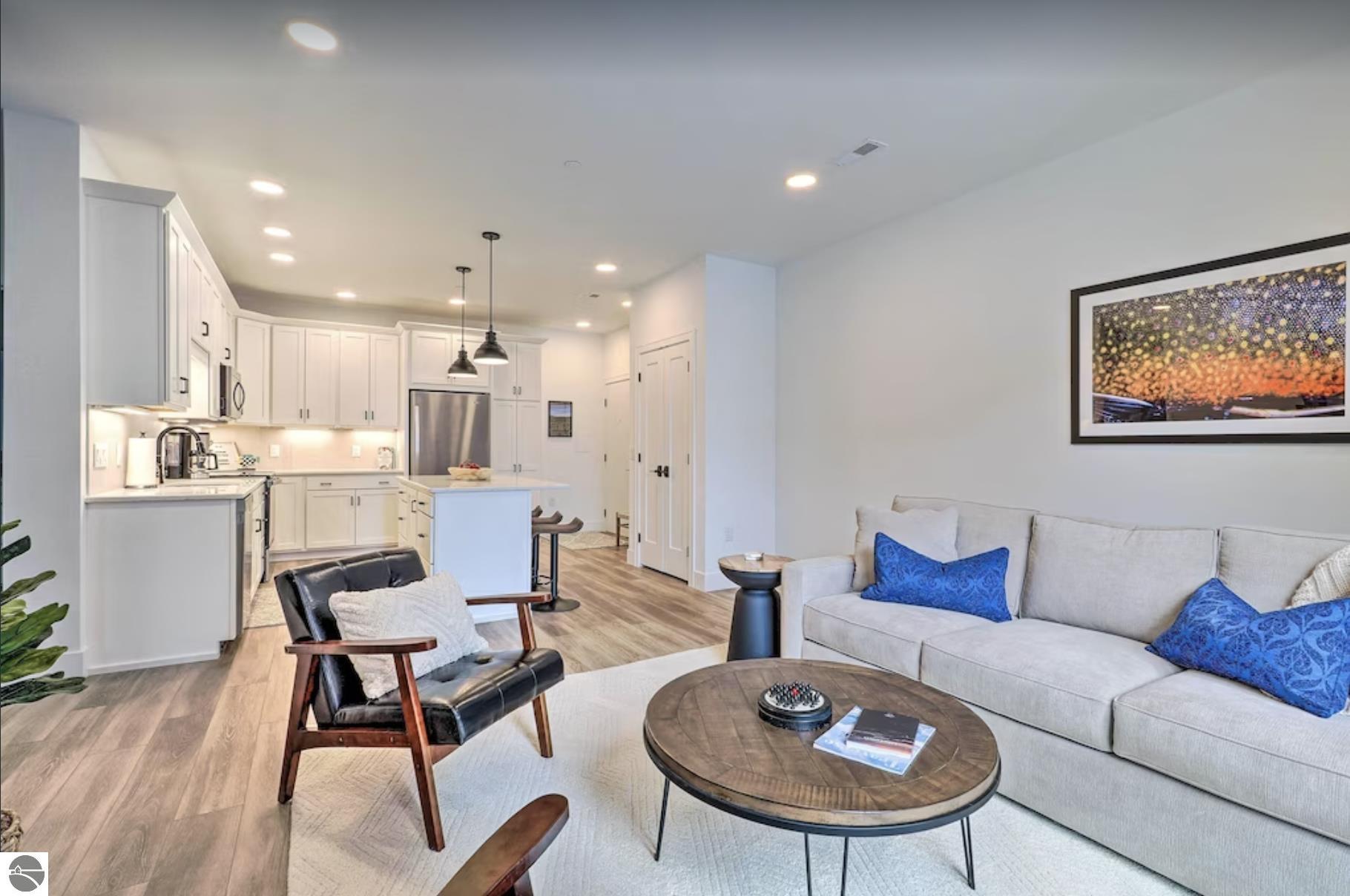 222 E State Street # 204