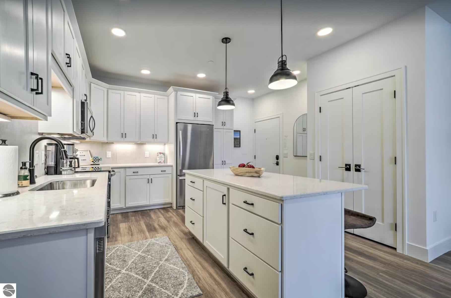 222 E State Street # 204