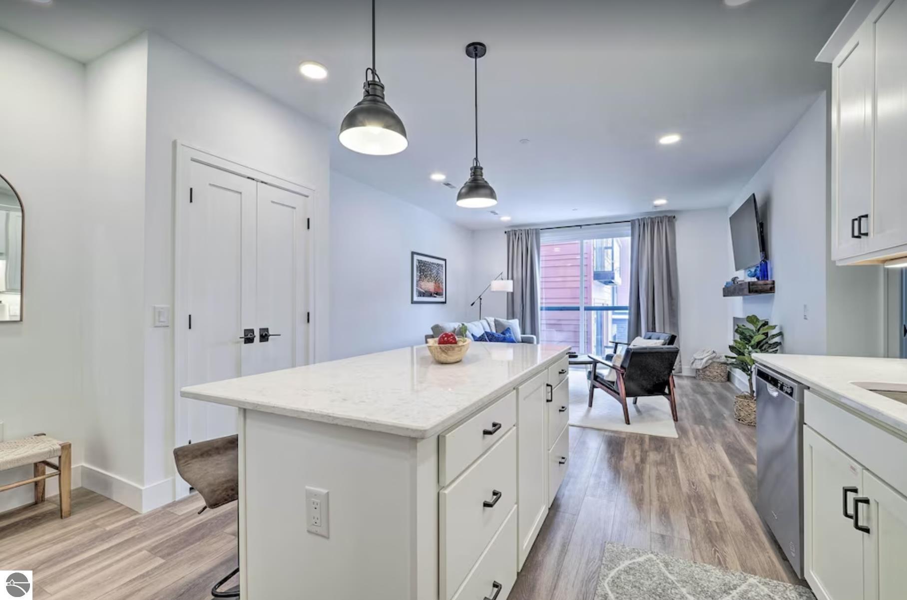 222 E State Street # 204