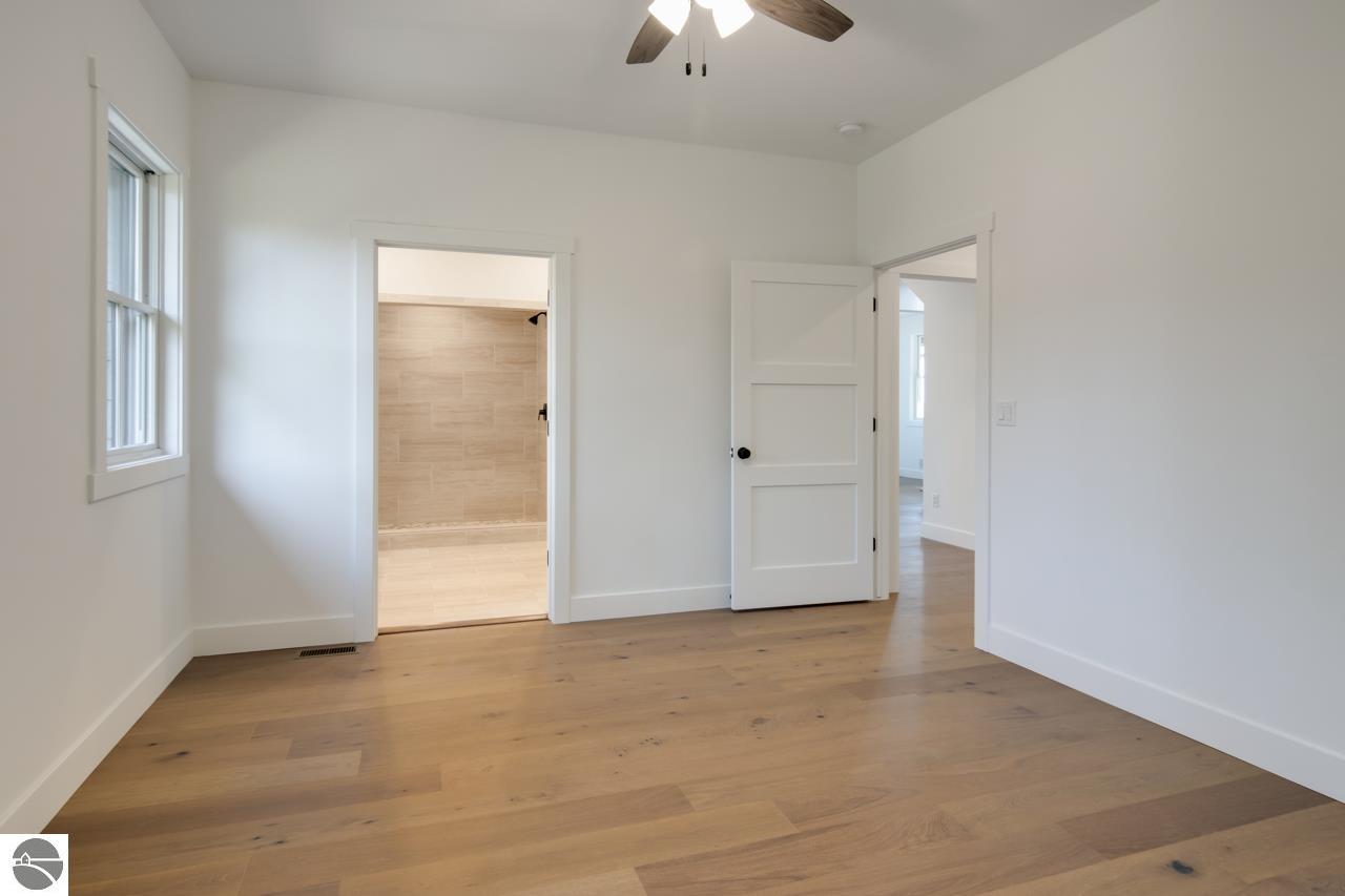 4584 S West Bay Shore