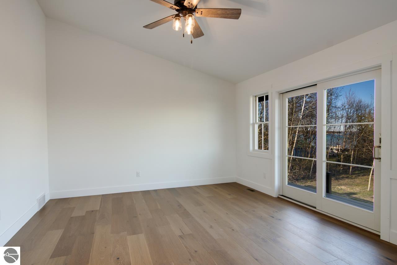 4584 S West Bay Shore