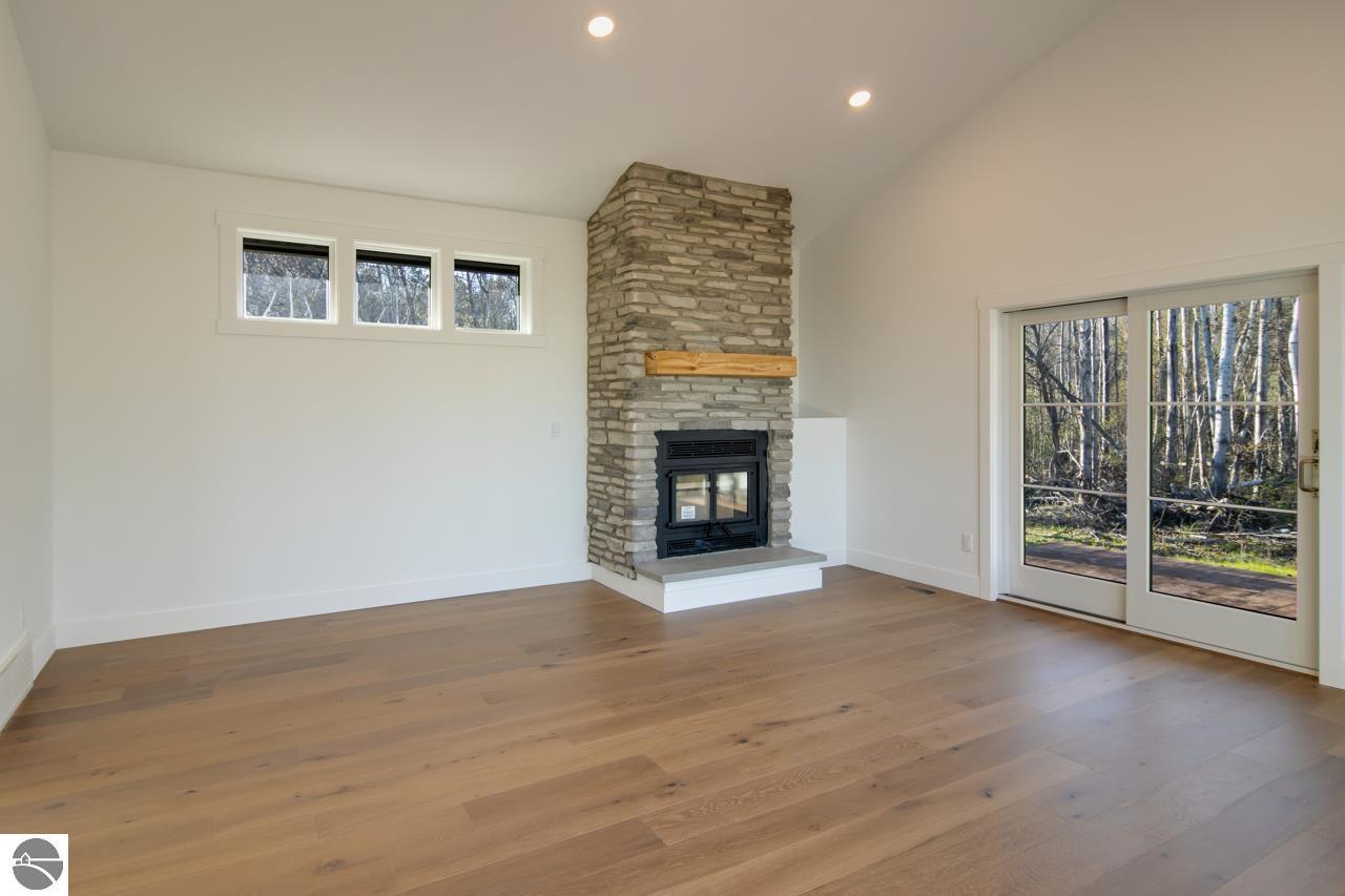 4584 S West Bay Shore
