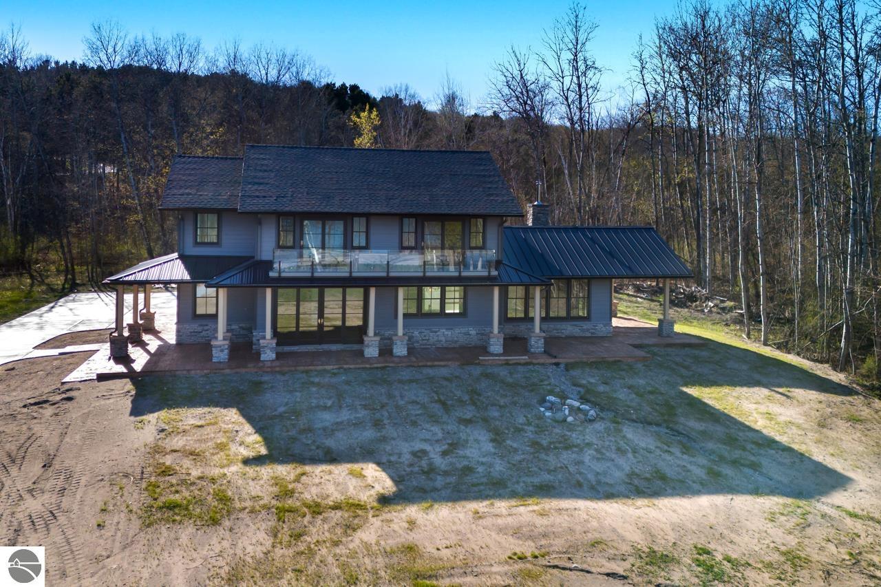 4584 S West Bay Shore