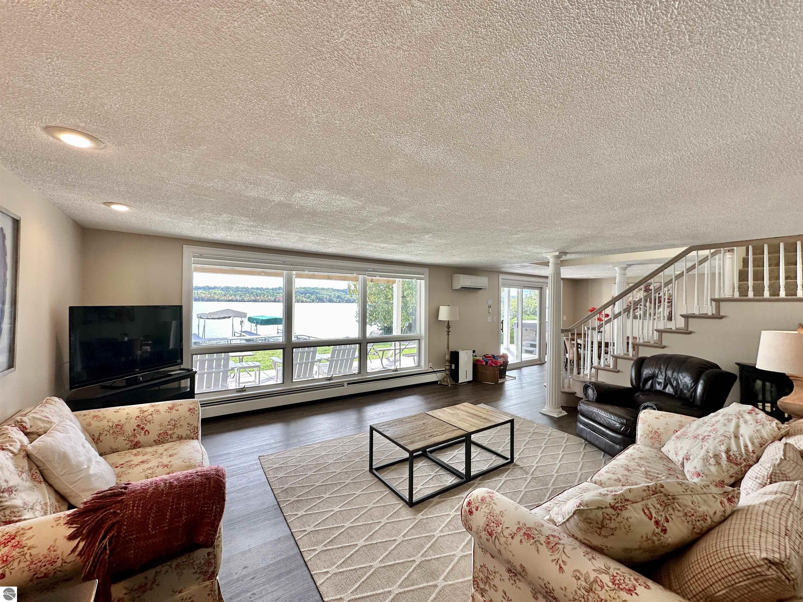2171 S Lake Shore Drive