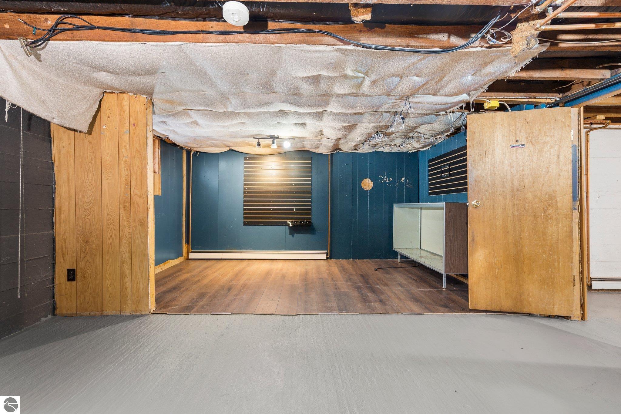 103 W Blair Street