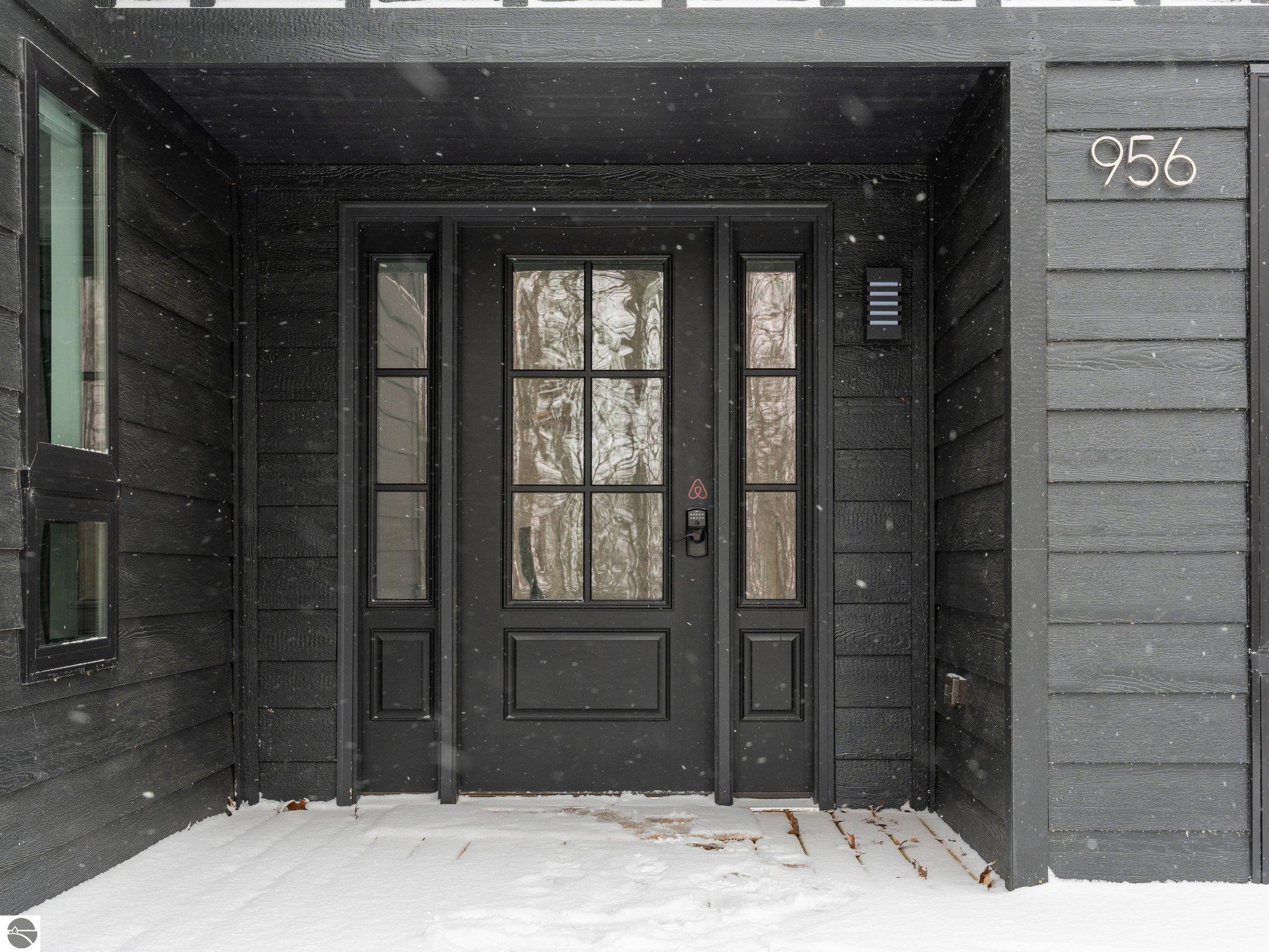 956 Summit City Road