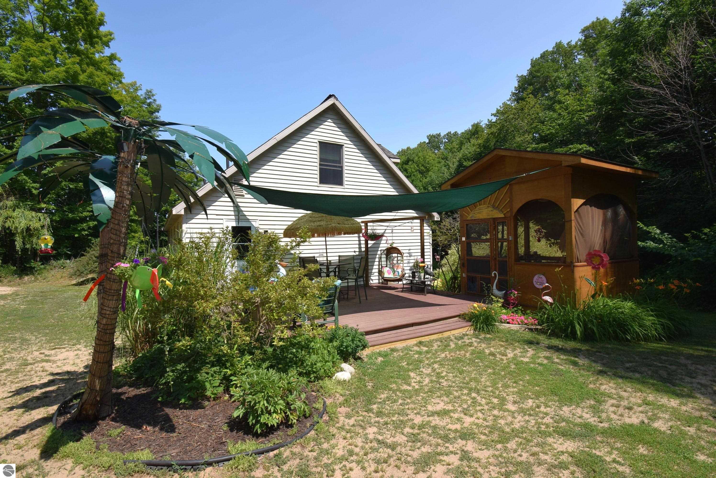 6019 Pincherry Road