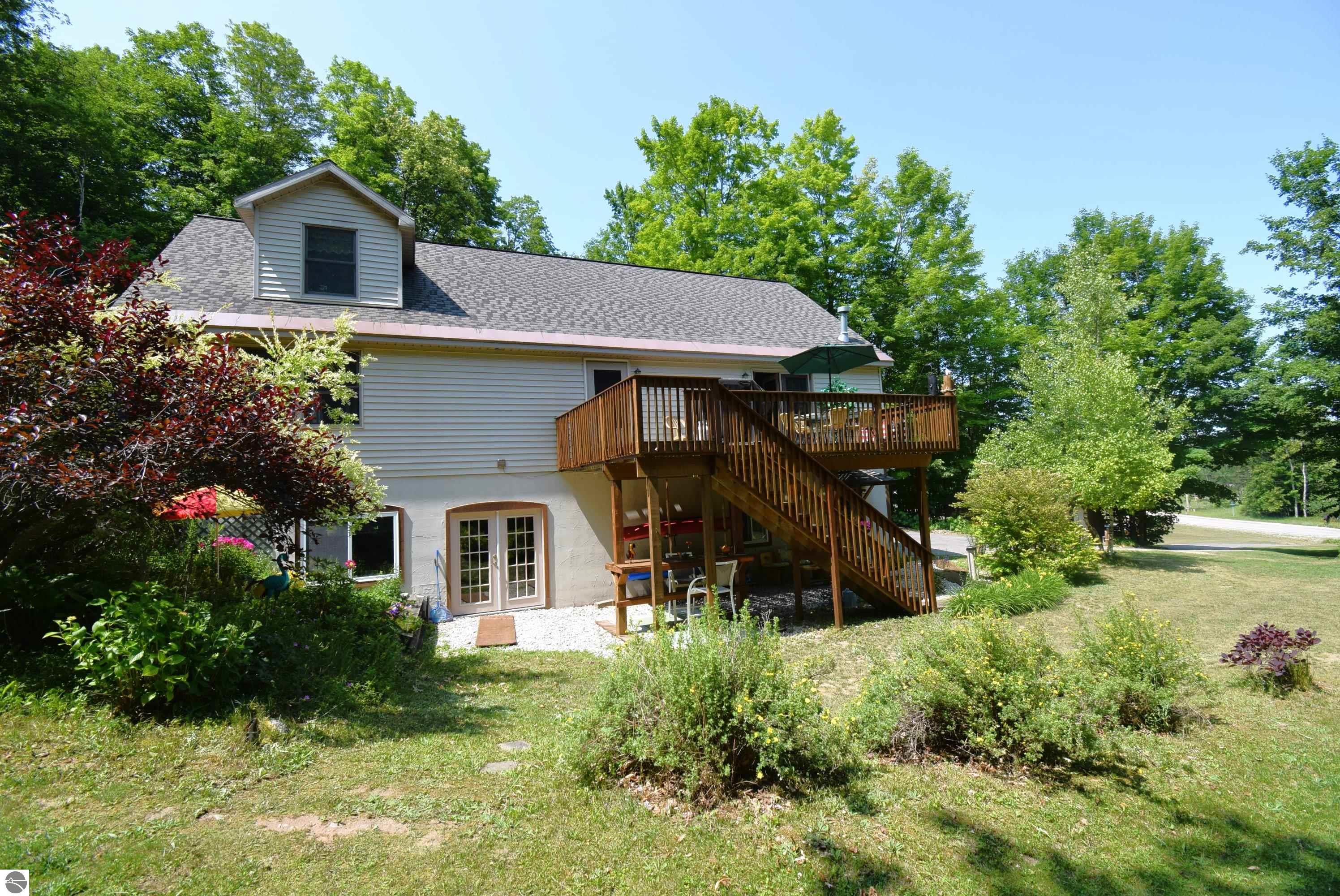 6019 Pincherry Road
