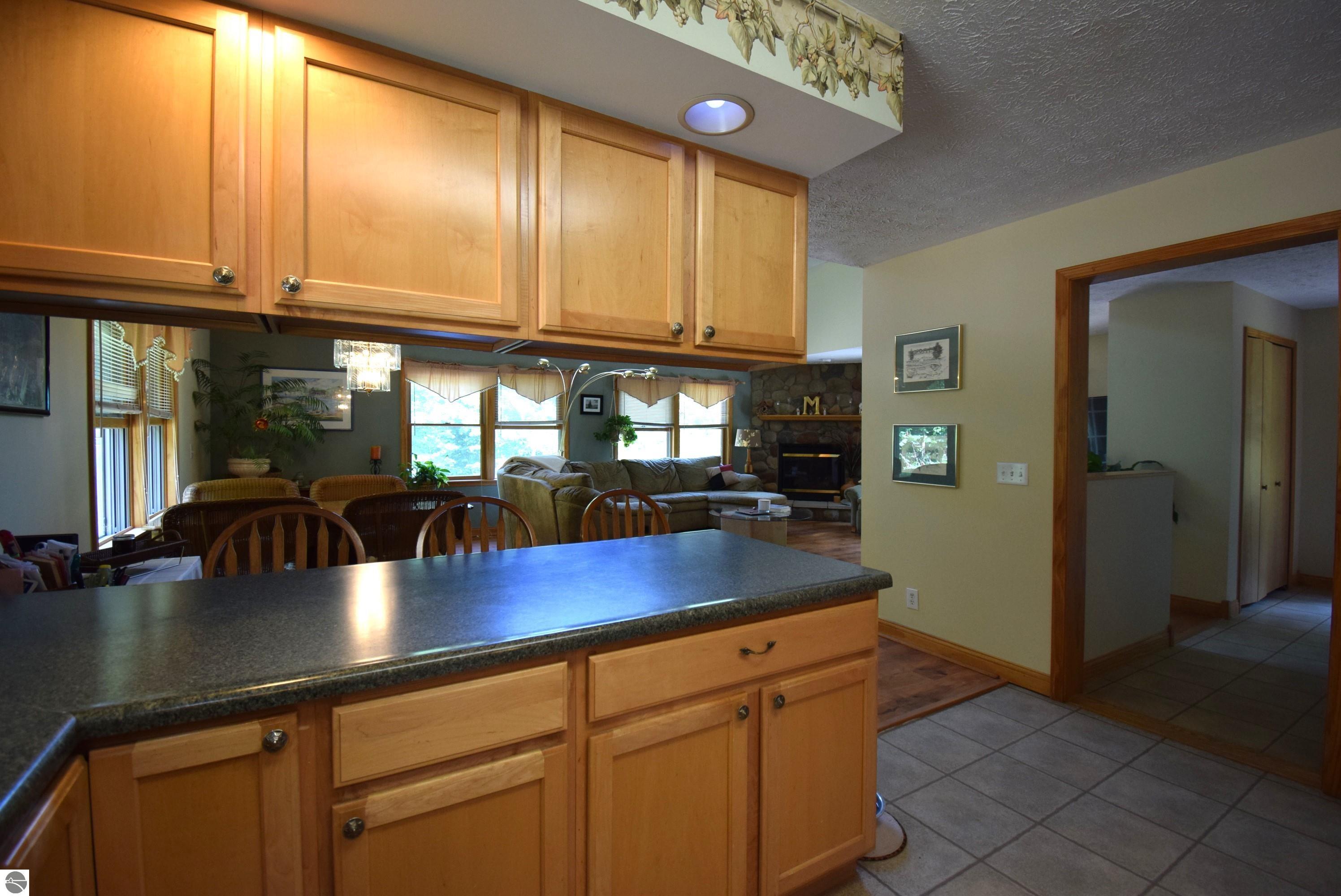 6019 Pincherry Road