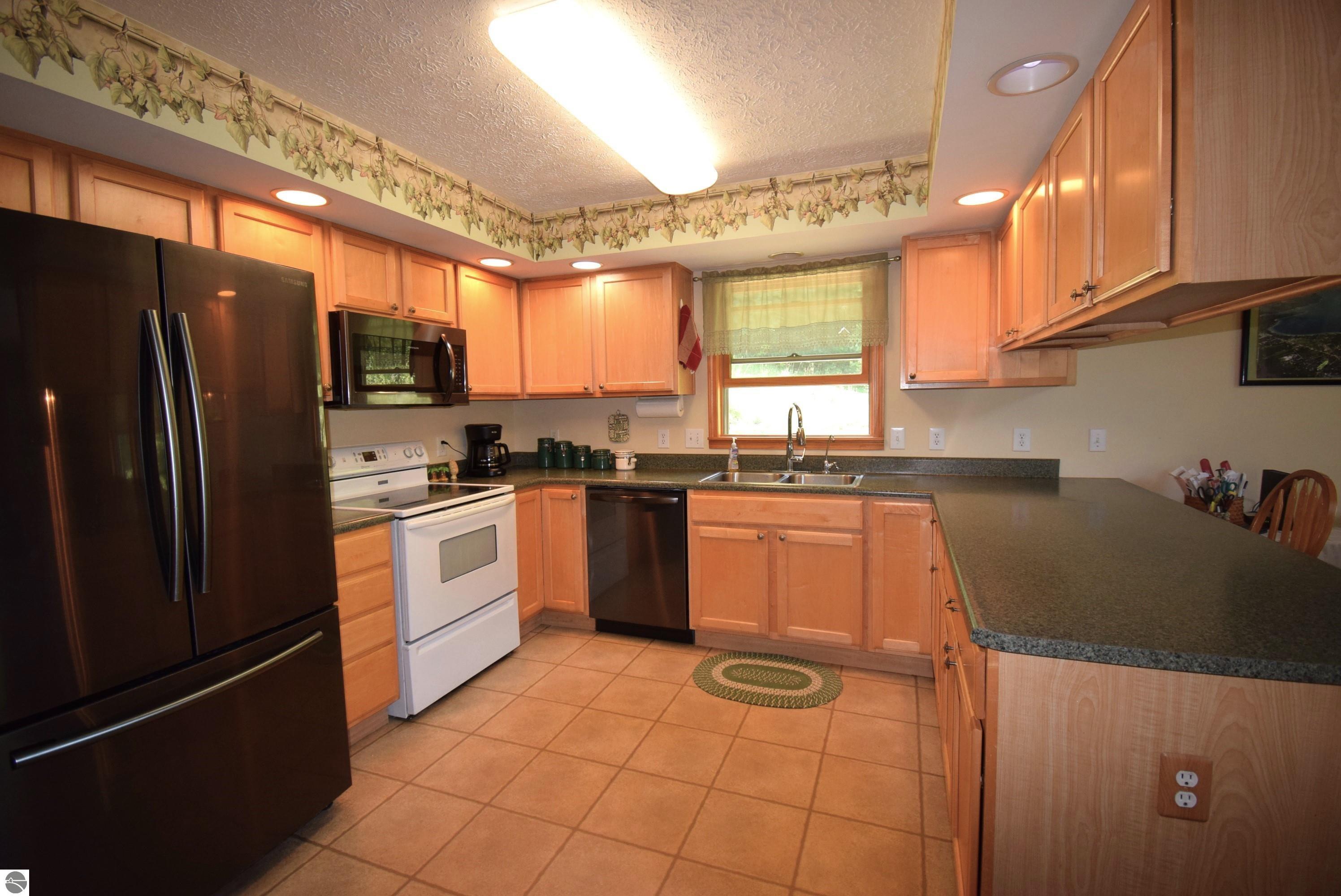 6019 Pincherry Road