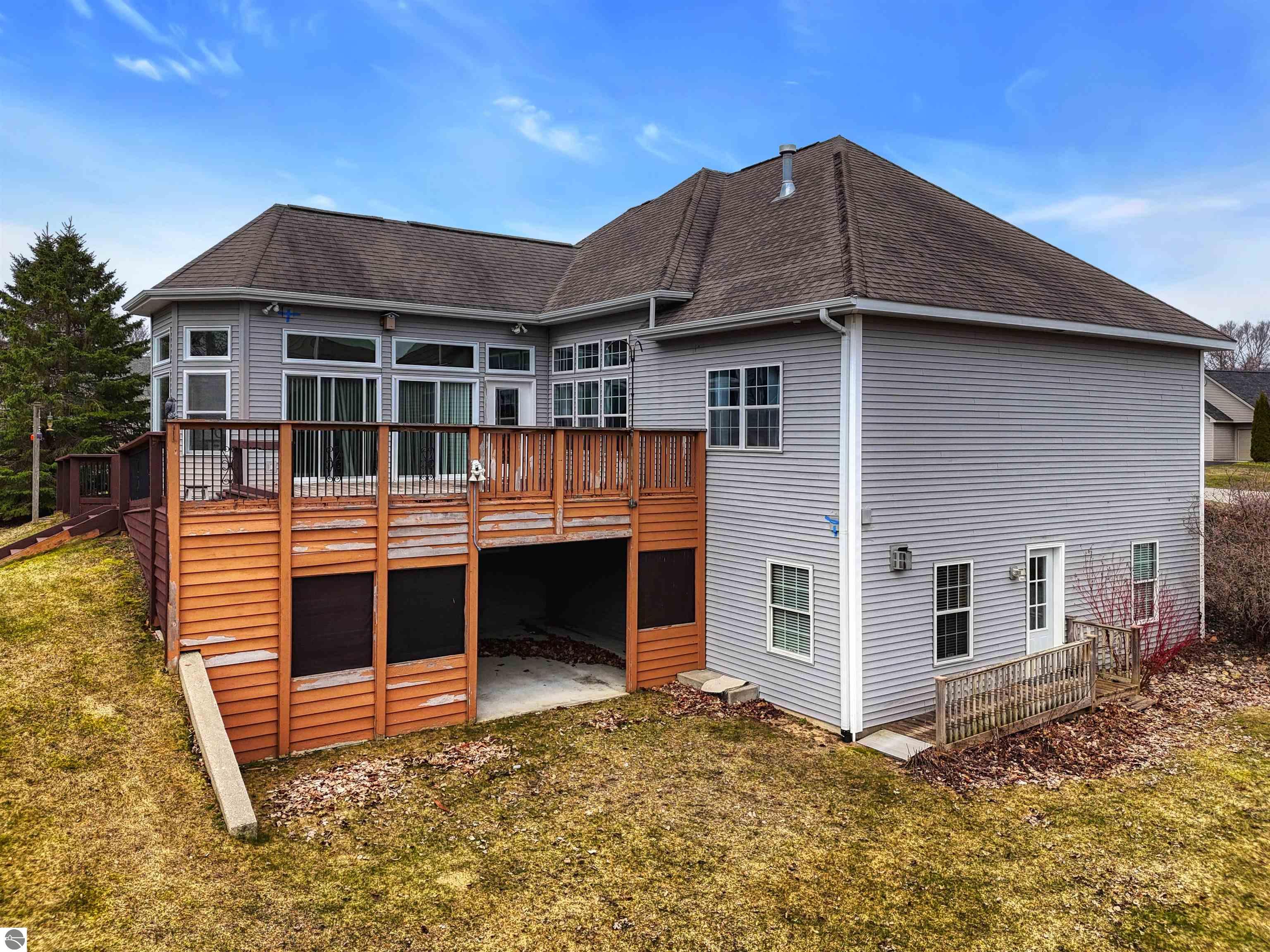 4099 Hidden Creek