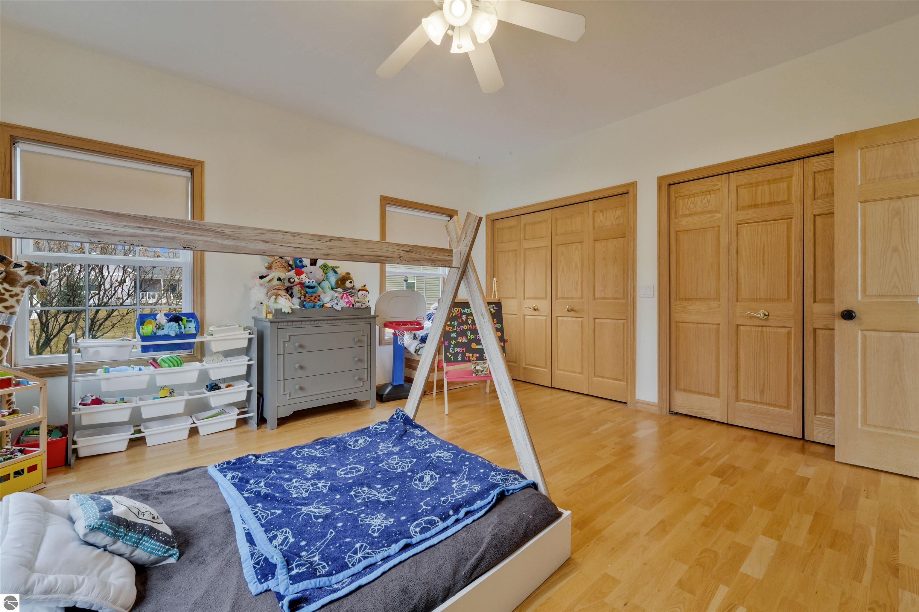 4099 Hidden Creek