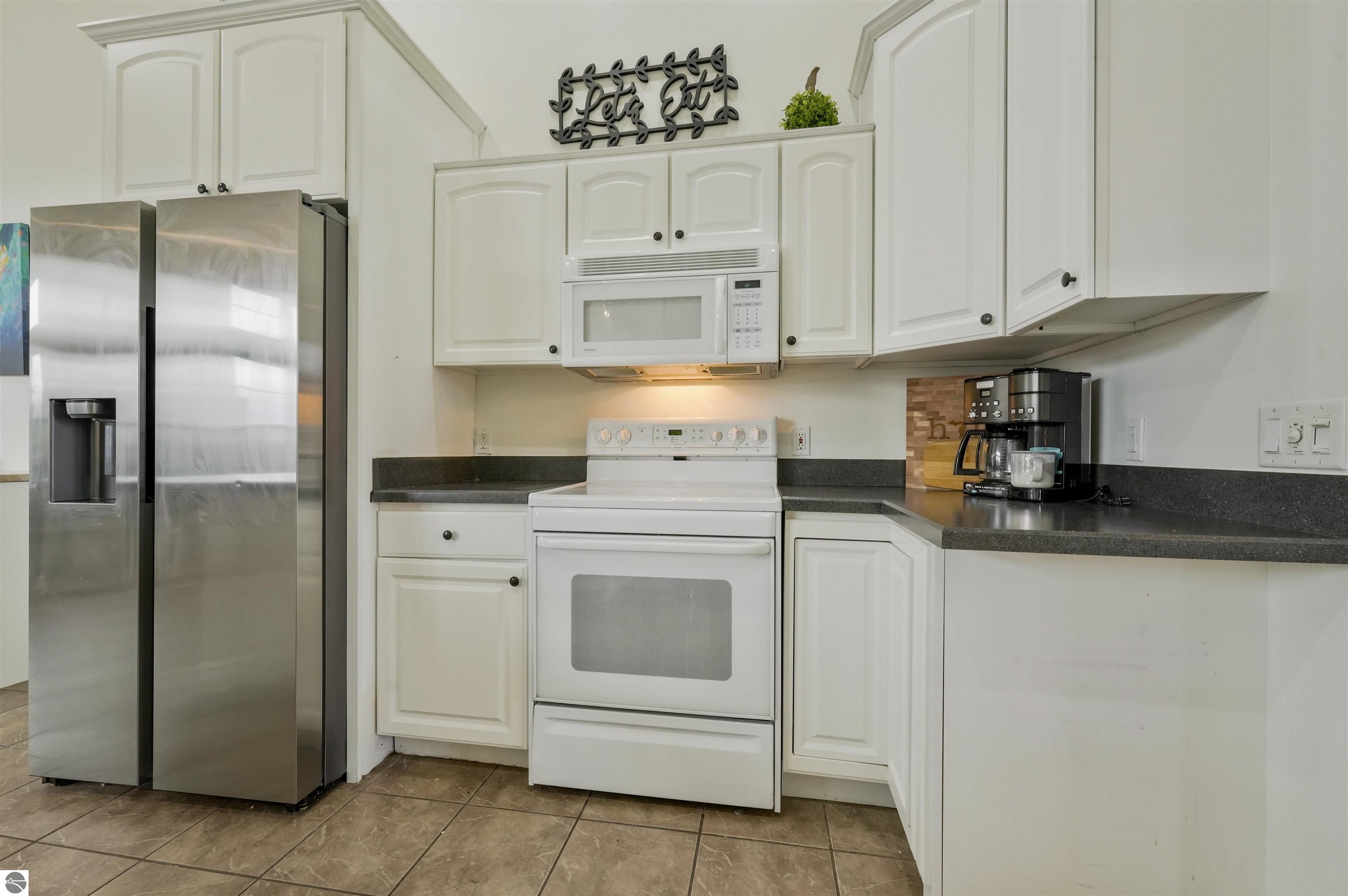 4099 Hidden Creek