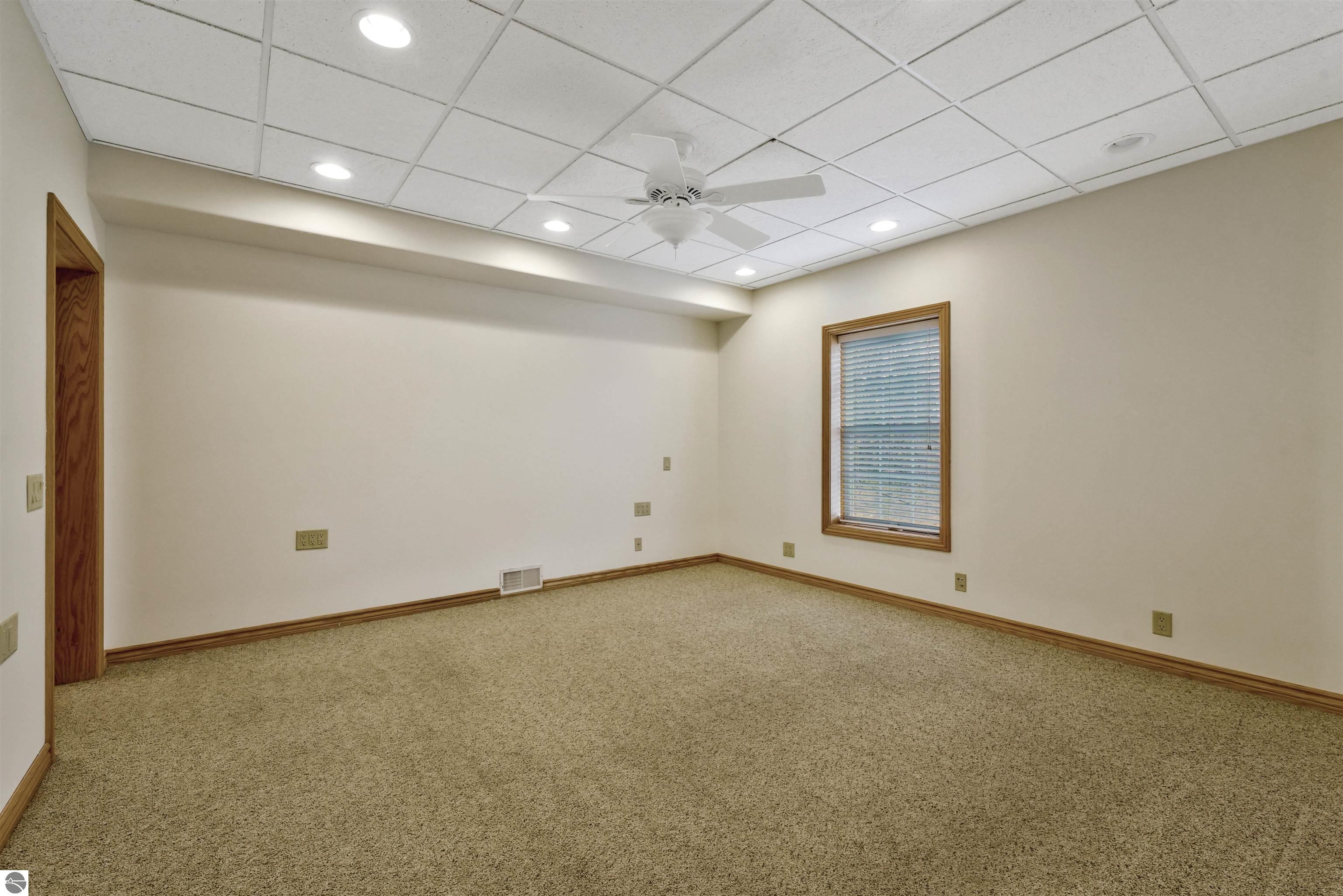 4099 Hidden Creek