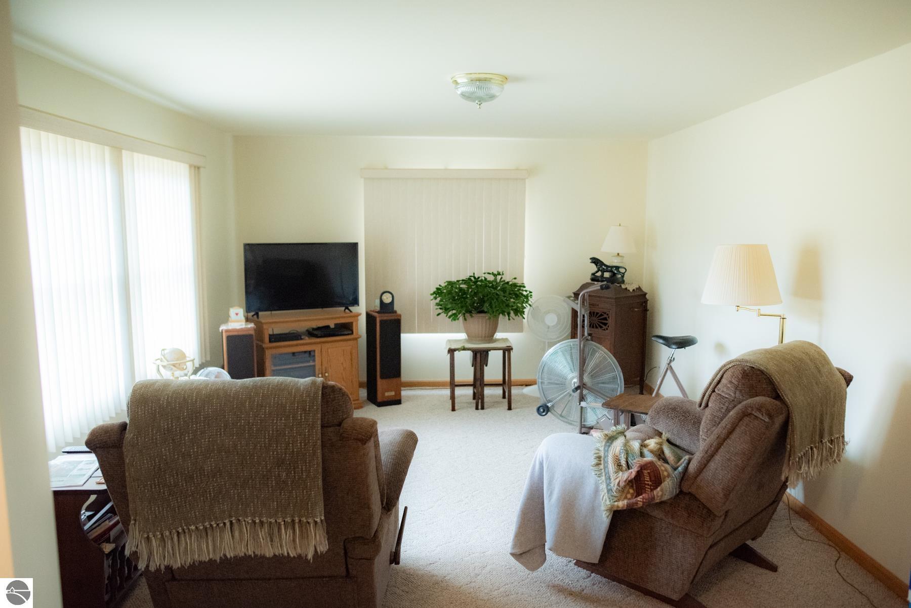 3582 S Good Harbor Trail