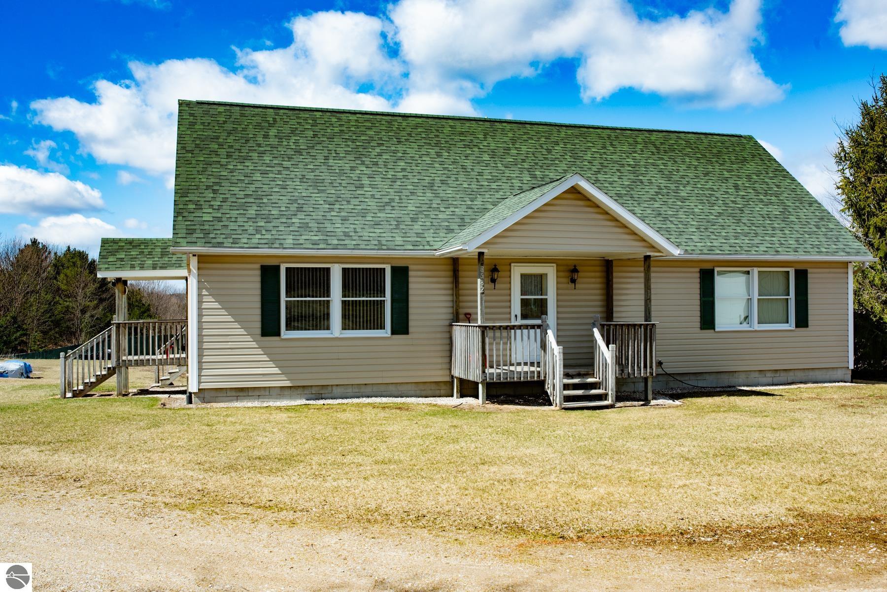 3582 S Good Harbor Trail