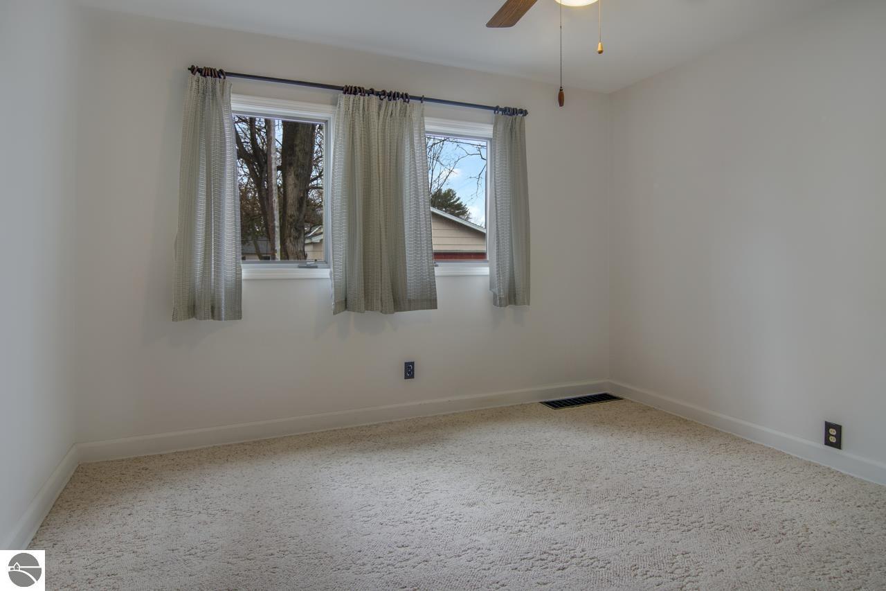 116 E Fifteenth Street