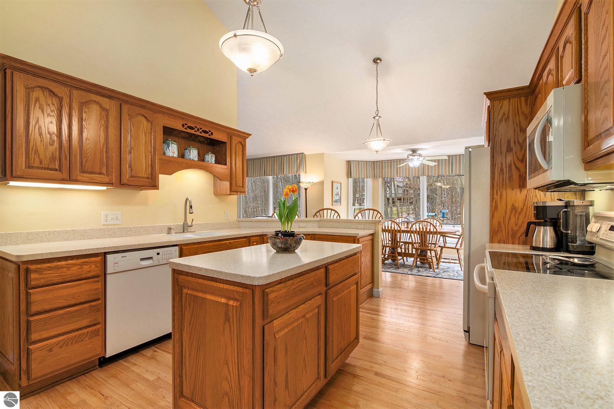 3724 Woodside Drive
