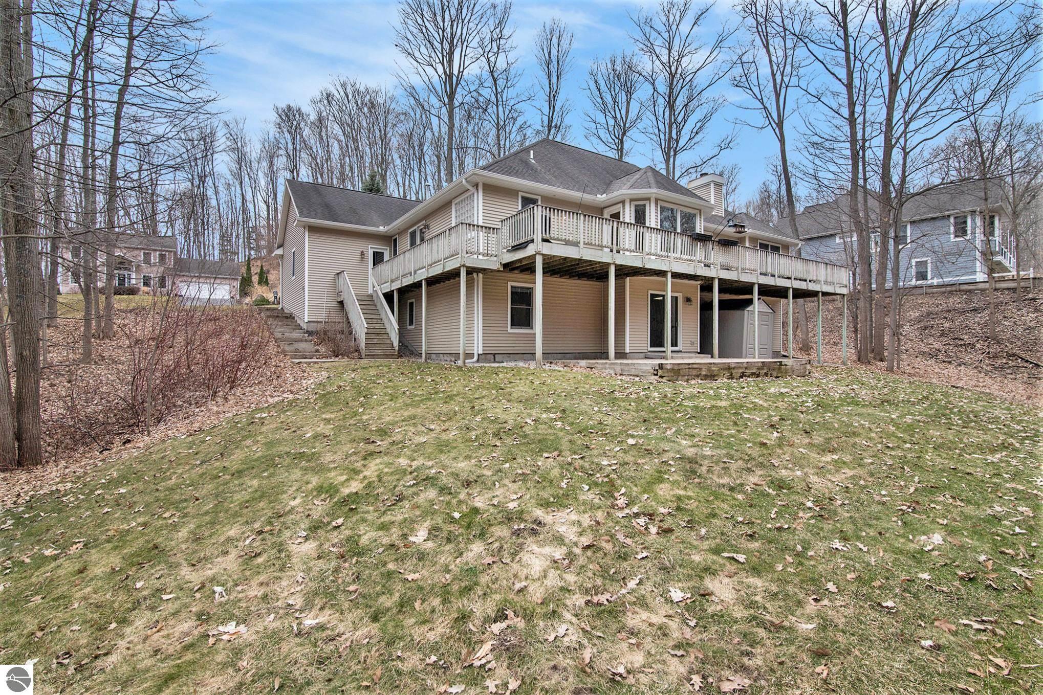 3724 Woodside Drive