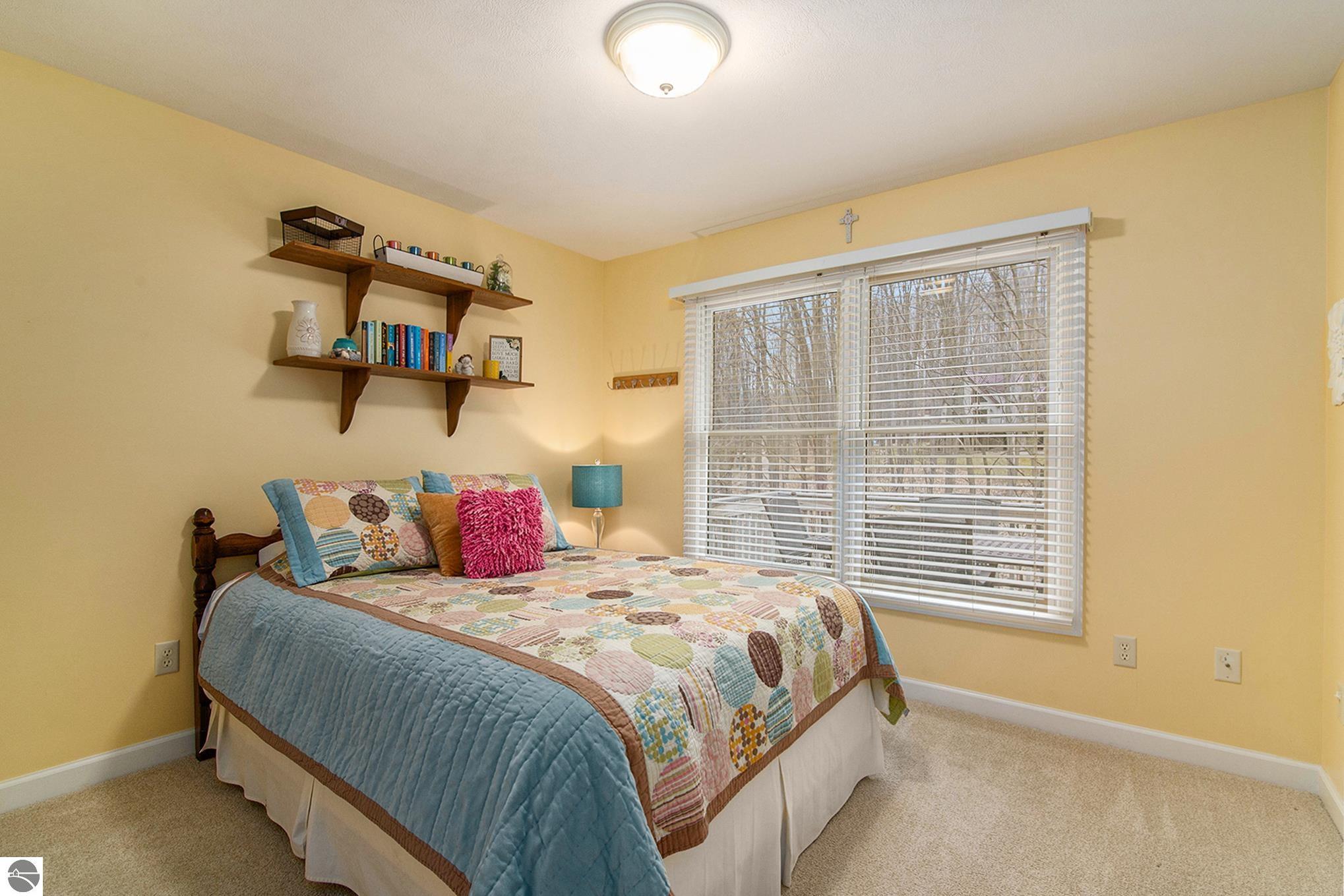3724 Woodside Drive