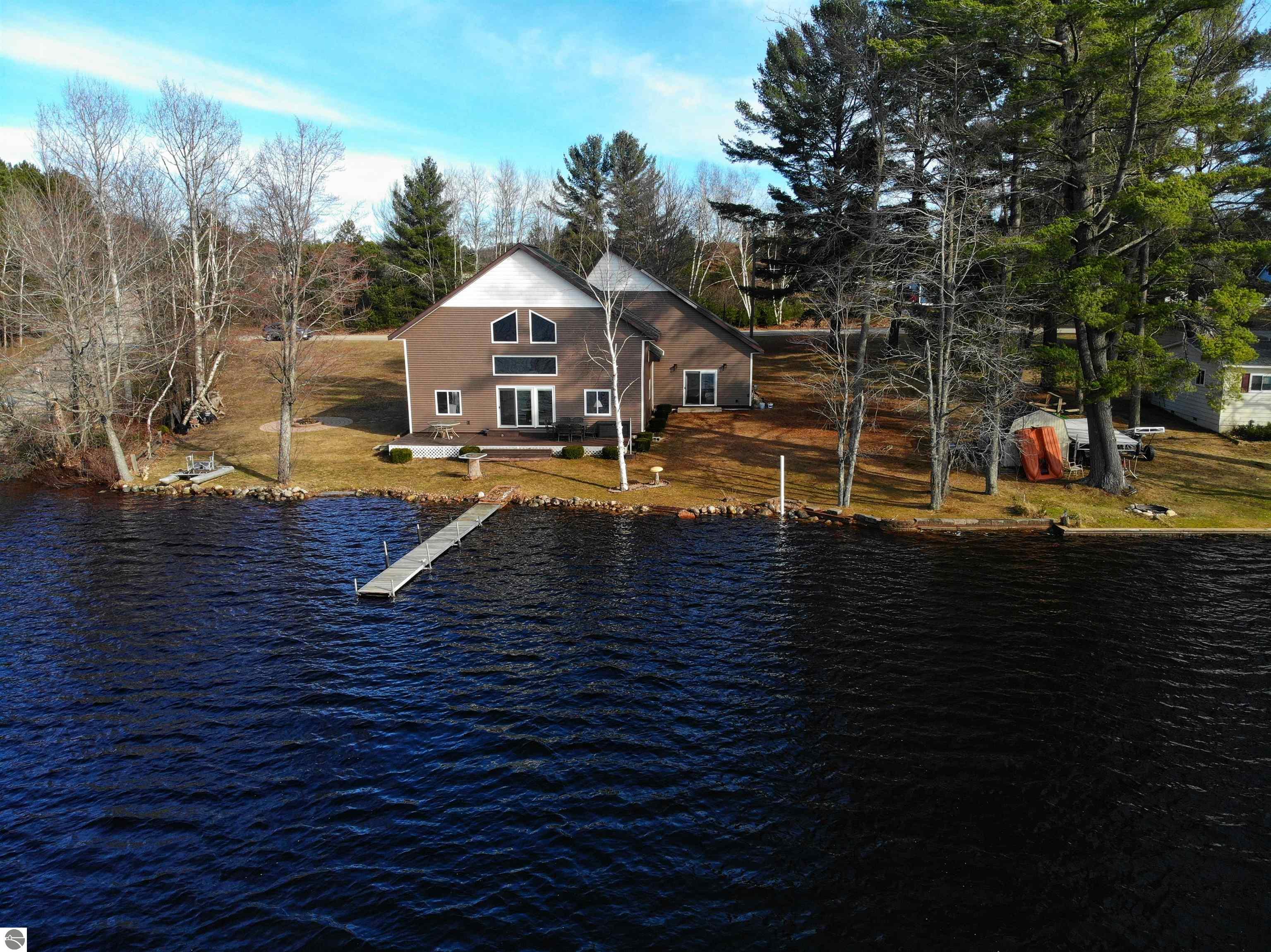 919 Lake Drive