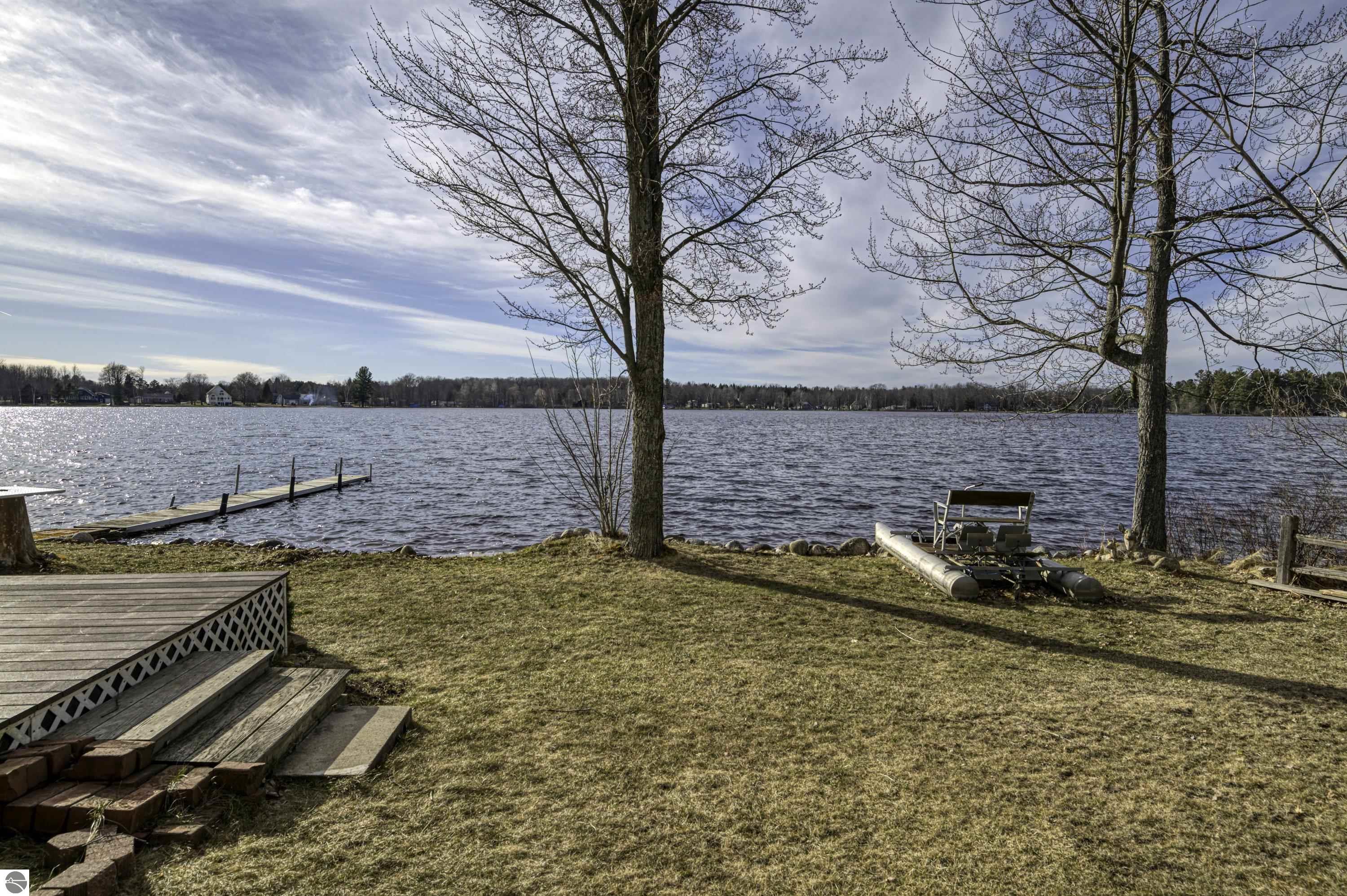 919 Lake Drive
