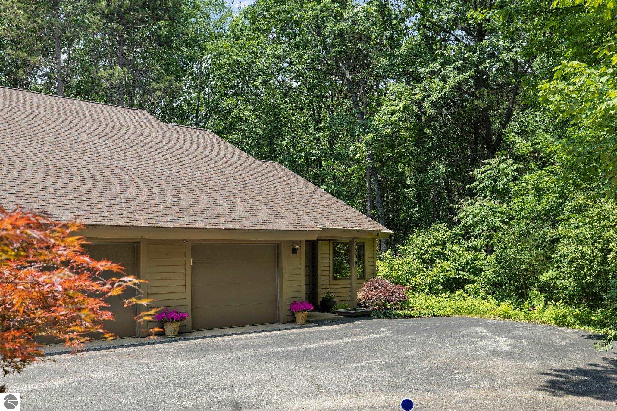 6309 Summit Court
