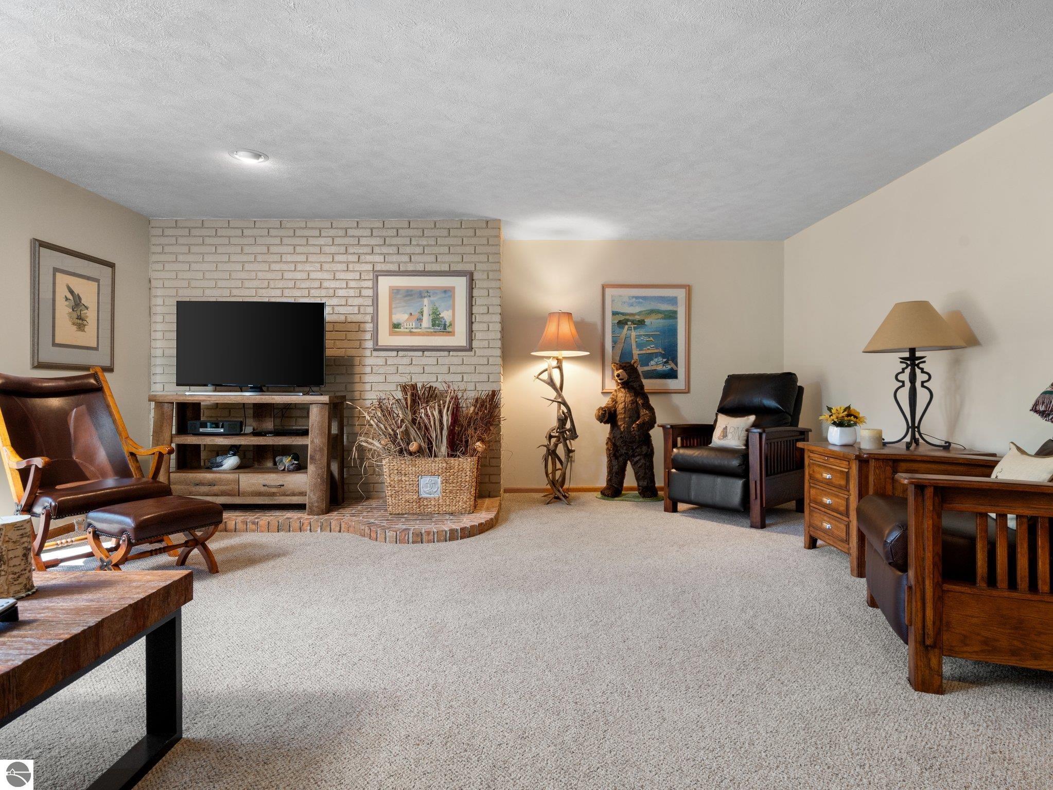 6309 Summit Court