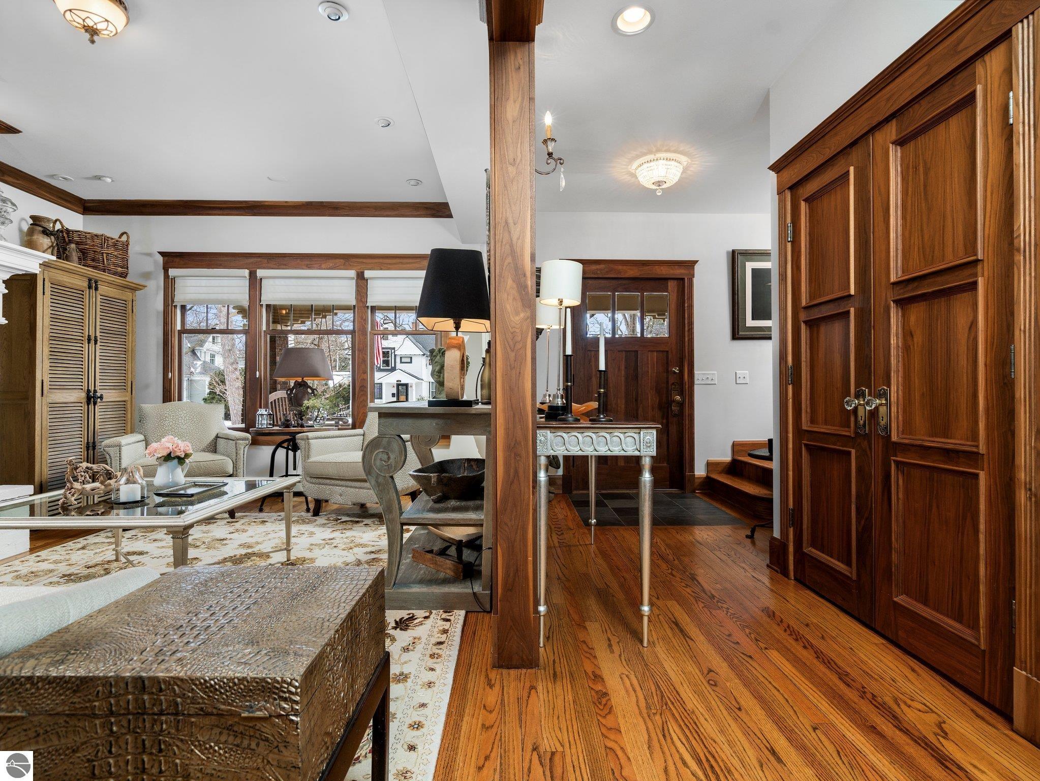 512 Sixth Street