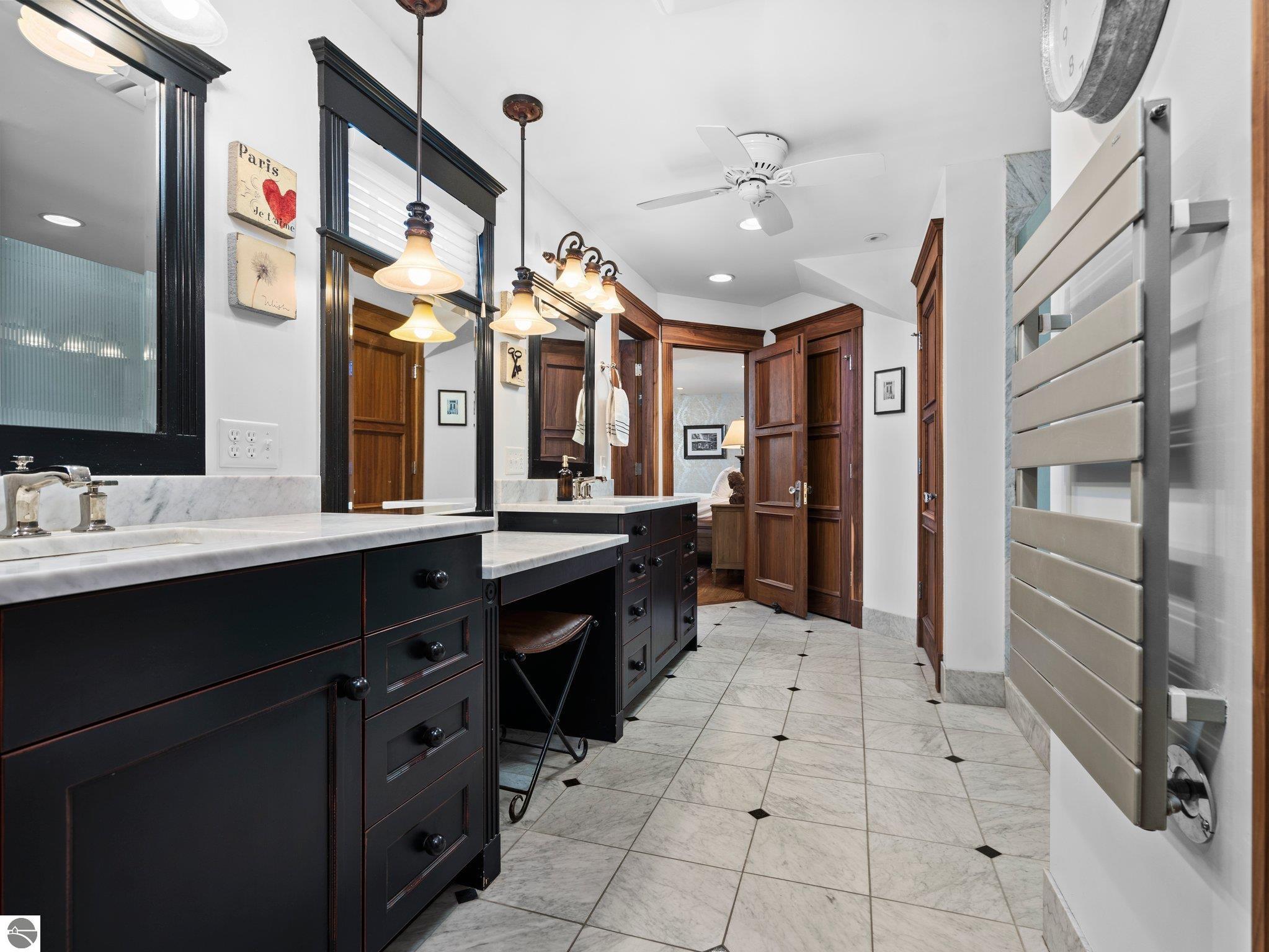 512 Sixth Street
