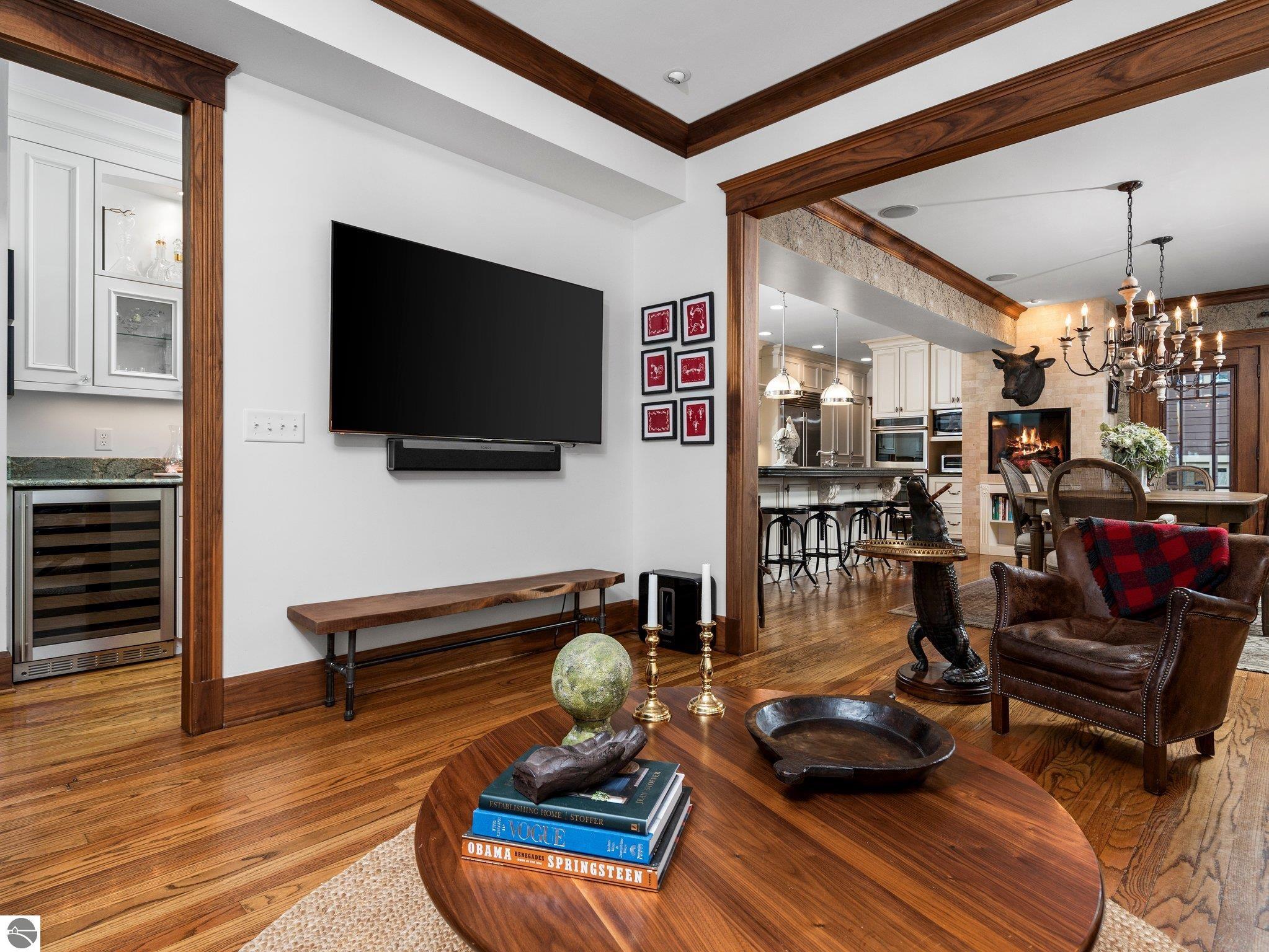 512 Sixth Street