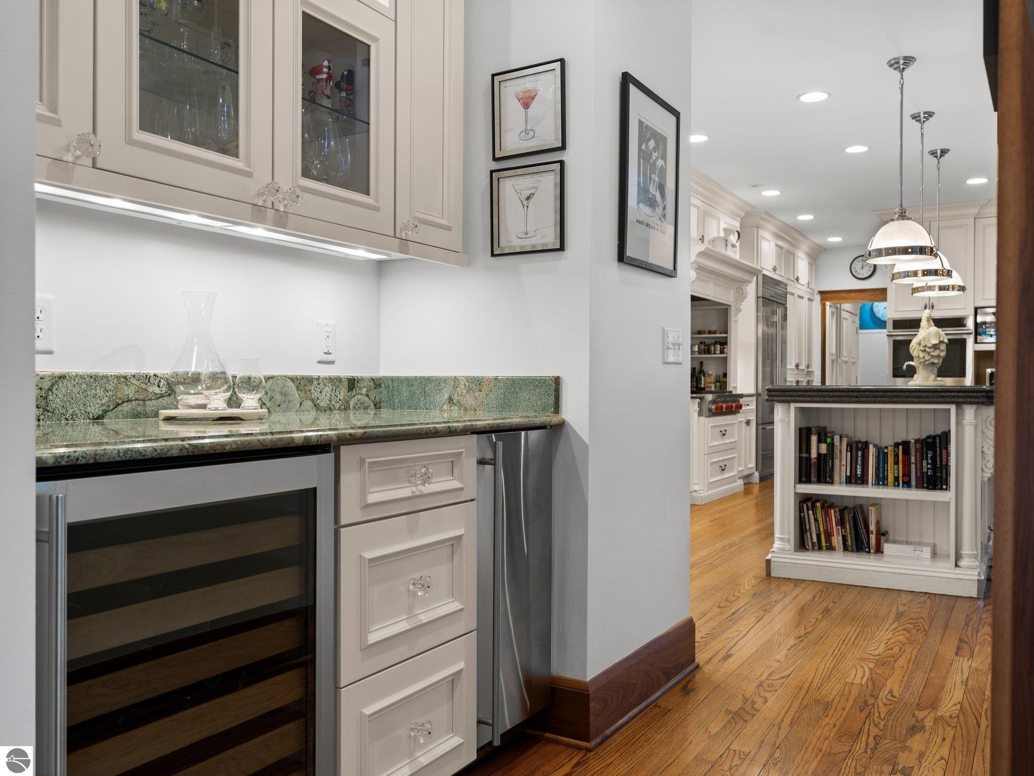 512 Sixth Street