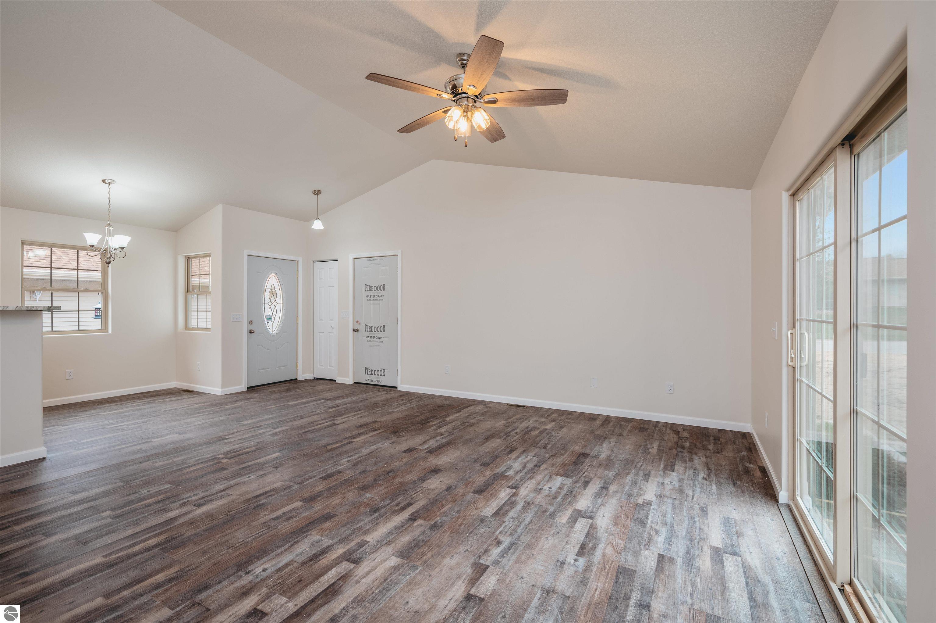 9778 Deer Track Court # 4