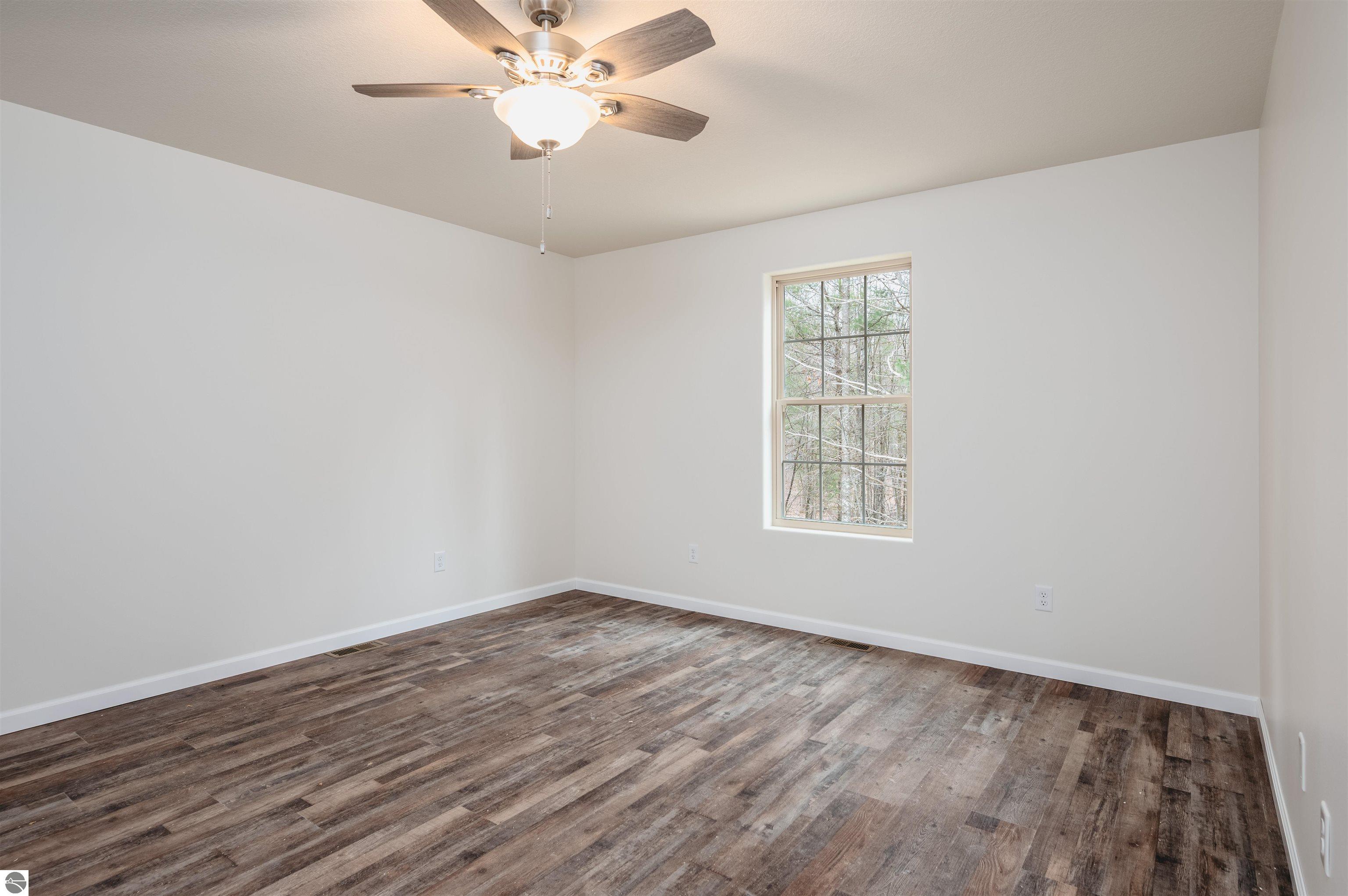 9778 Deer Track Court # 4