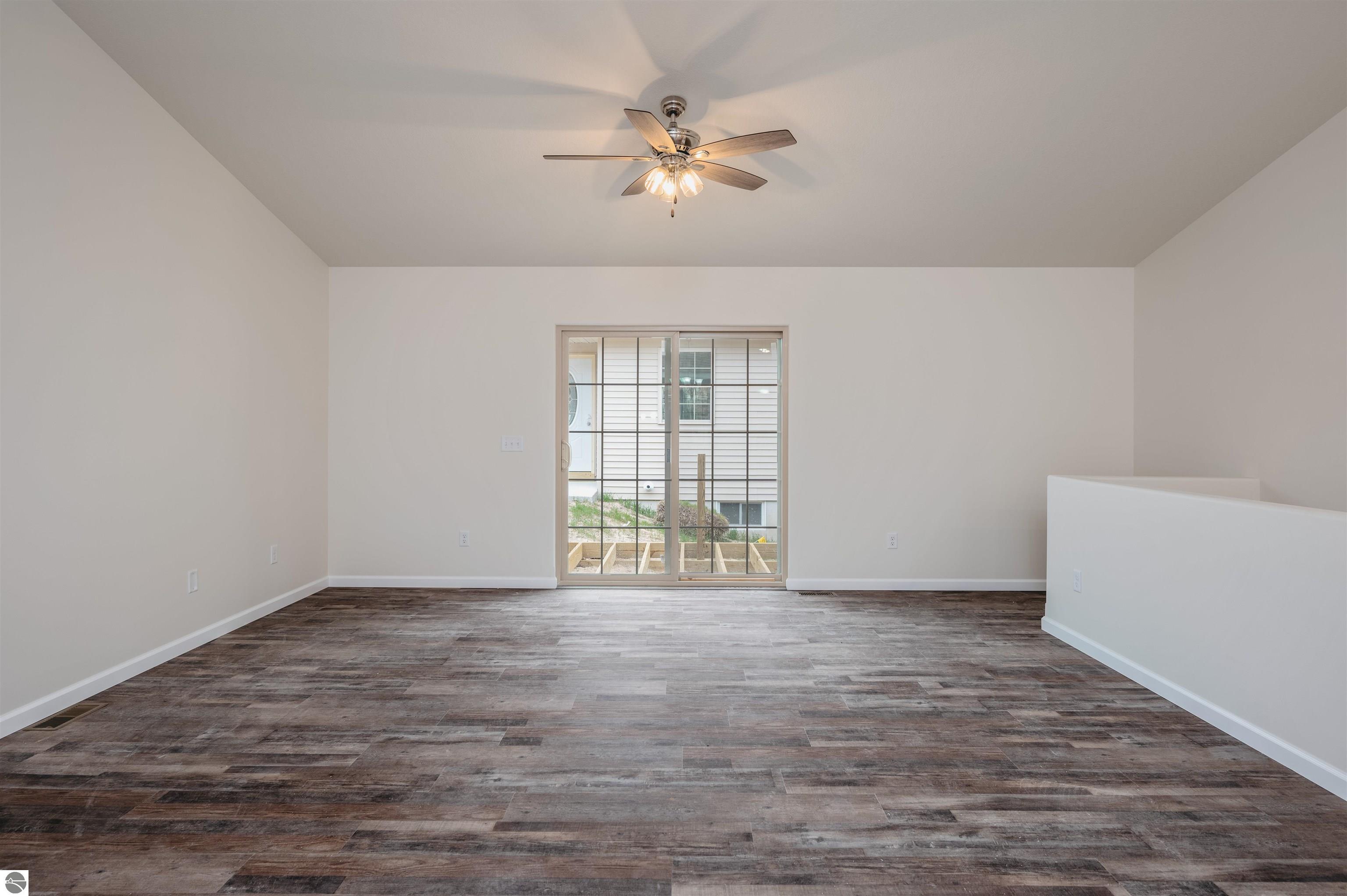 9778 Deer Track Court # 4